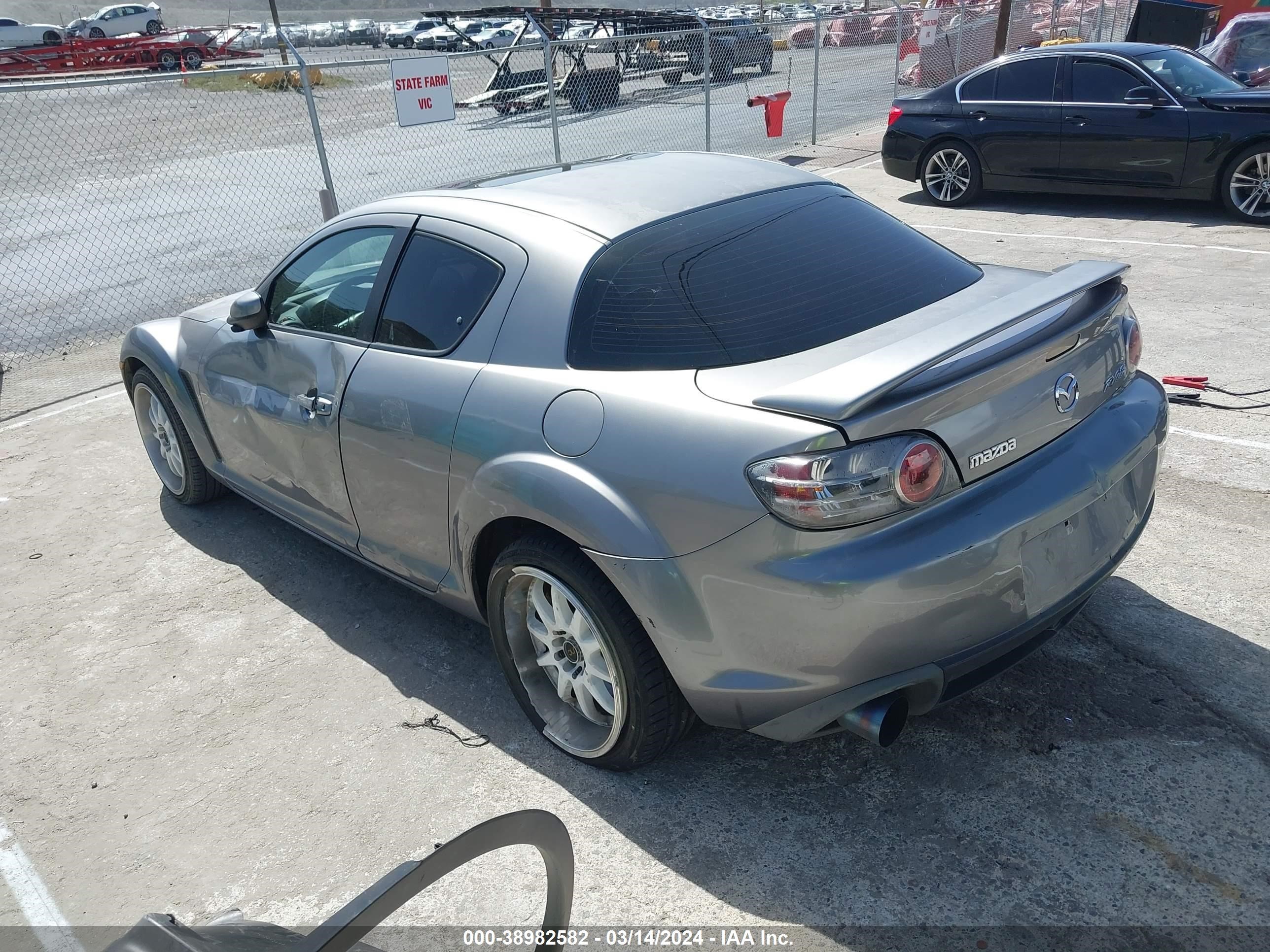 Photo 2 VIN: JM1FE173250154363 - MAZDA RX-8 