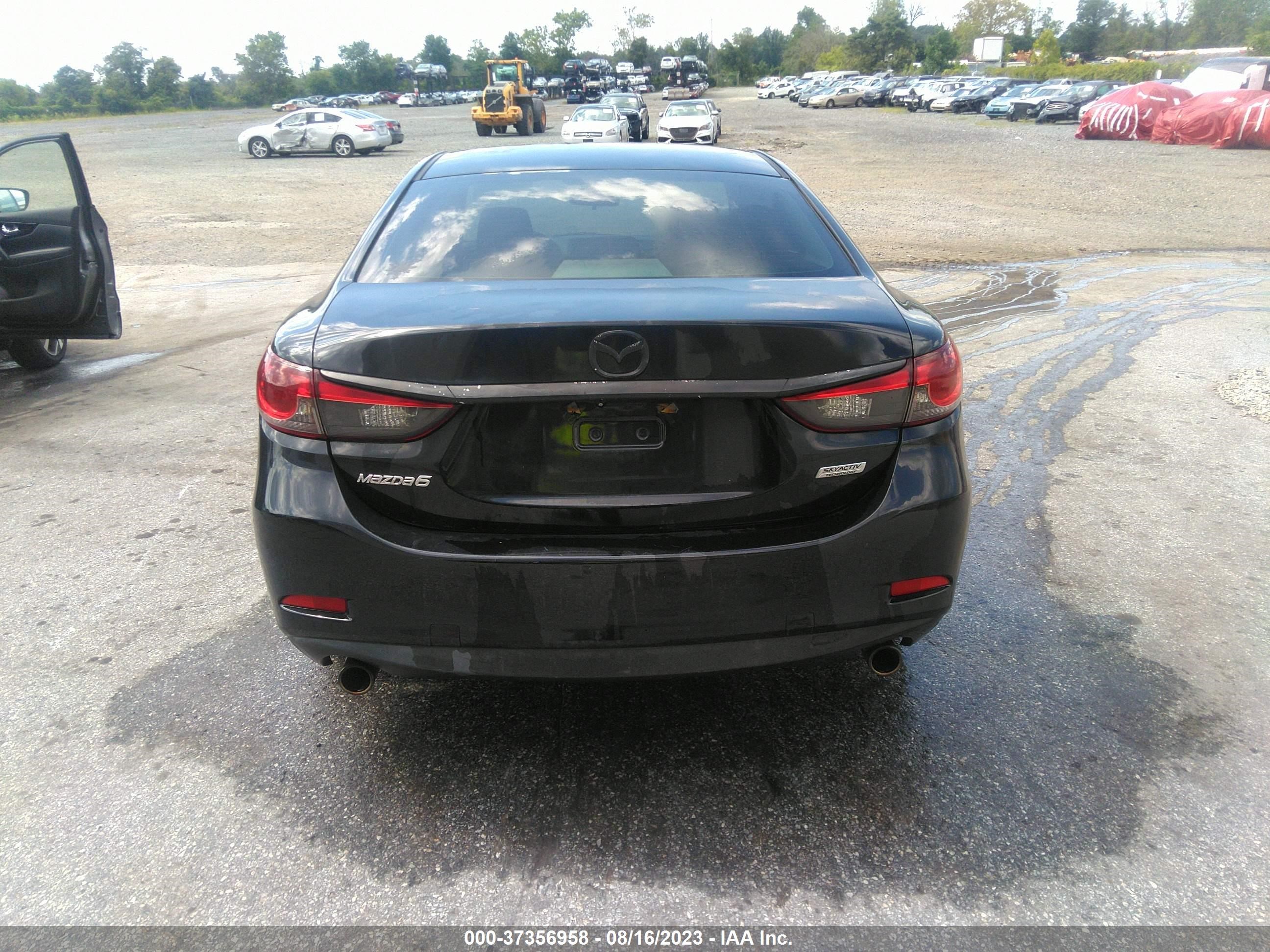 Photo 15 VIN: JM1GJ1U52E1108435 - MAZDA 6 