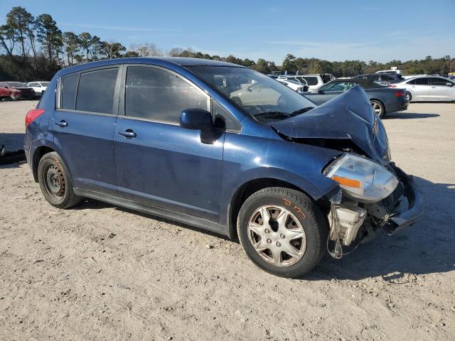 Photo 3 VIN: JM1GJ1U55E1102144 - NISSAN VERSA 