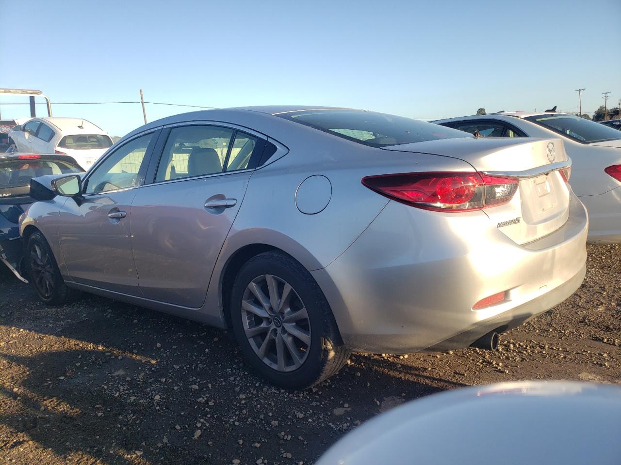 Photo 1 VIN: JM1GJ1U57G1422844 - MAZDA 6 