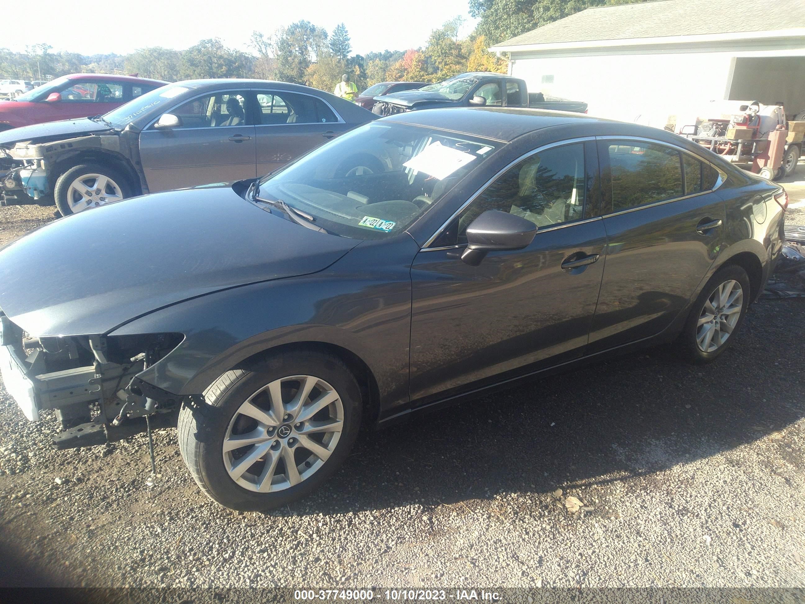 Photo 1 VIN: JM1GJ1U5XG1460021 - MAZDA 6 