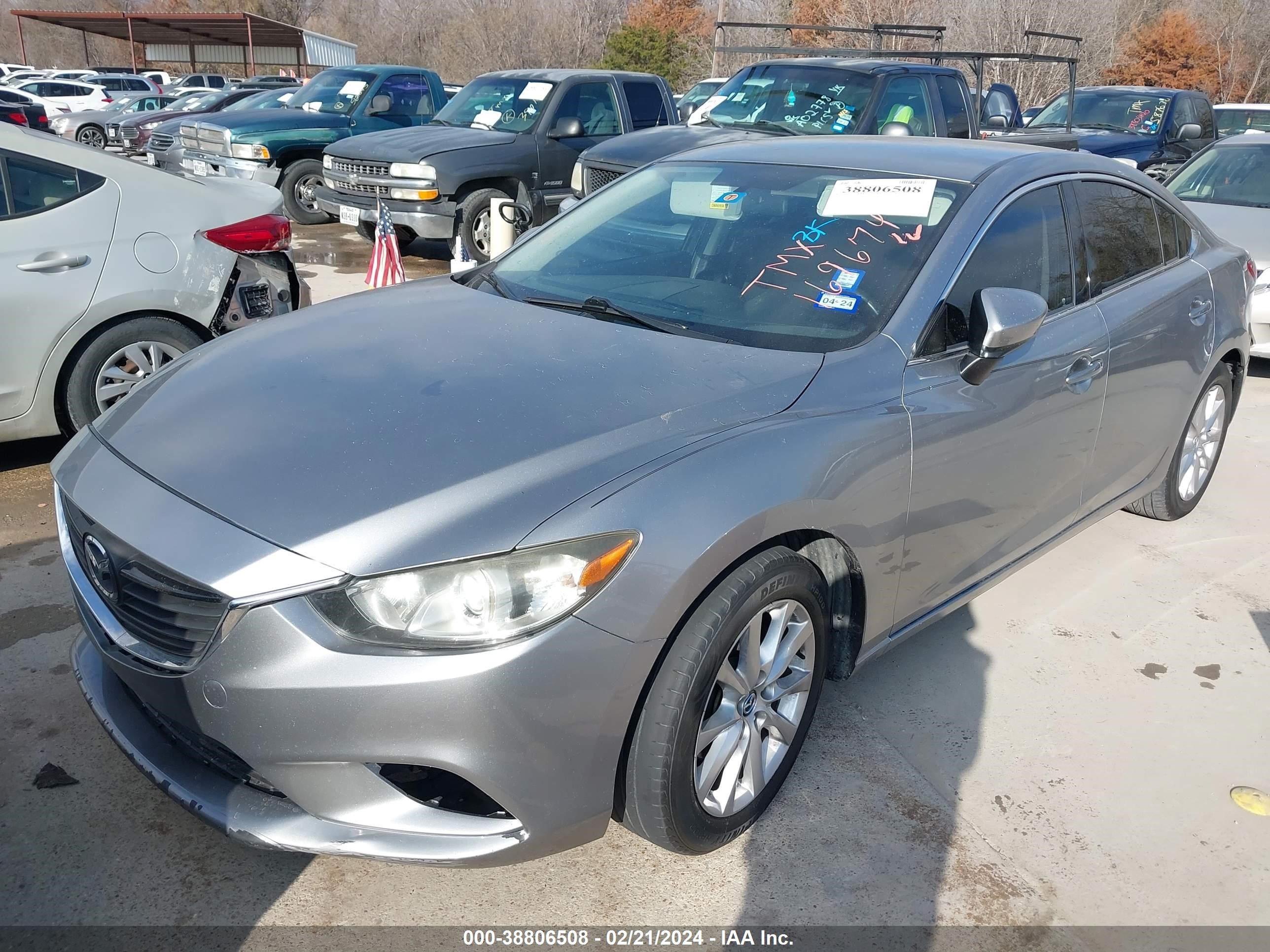 Photo 1 VIN: JM1GJ1U63F1169674 - MAZDA 6 