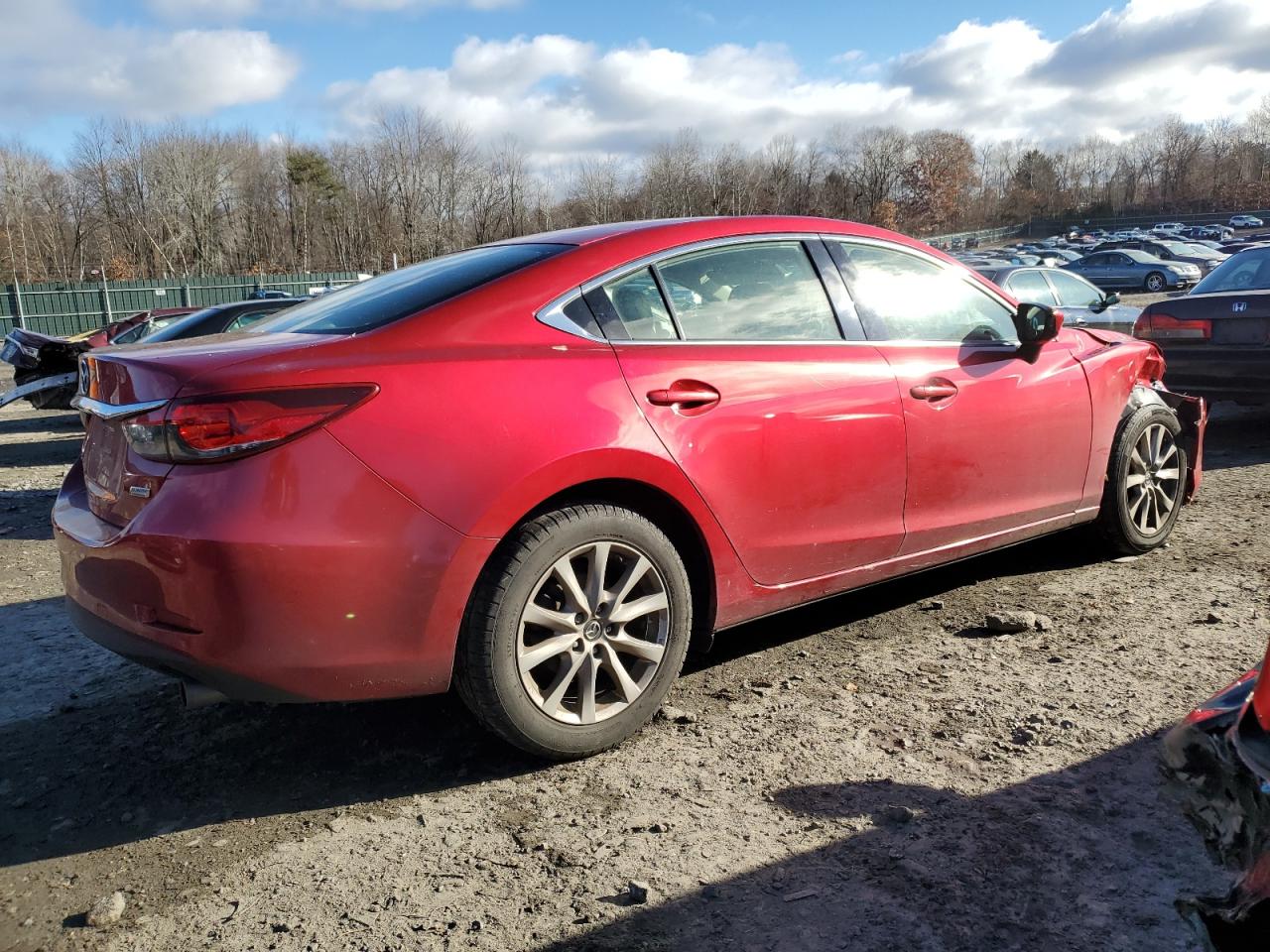 Photo 2 VIN: JM1GJ1U67E1146767 - MAZDA 6 