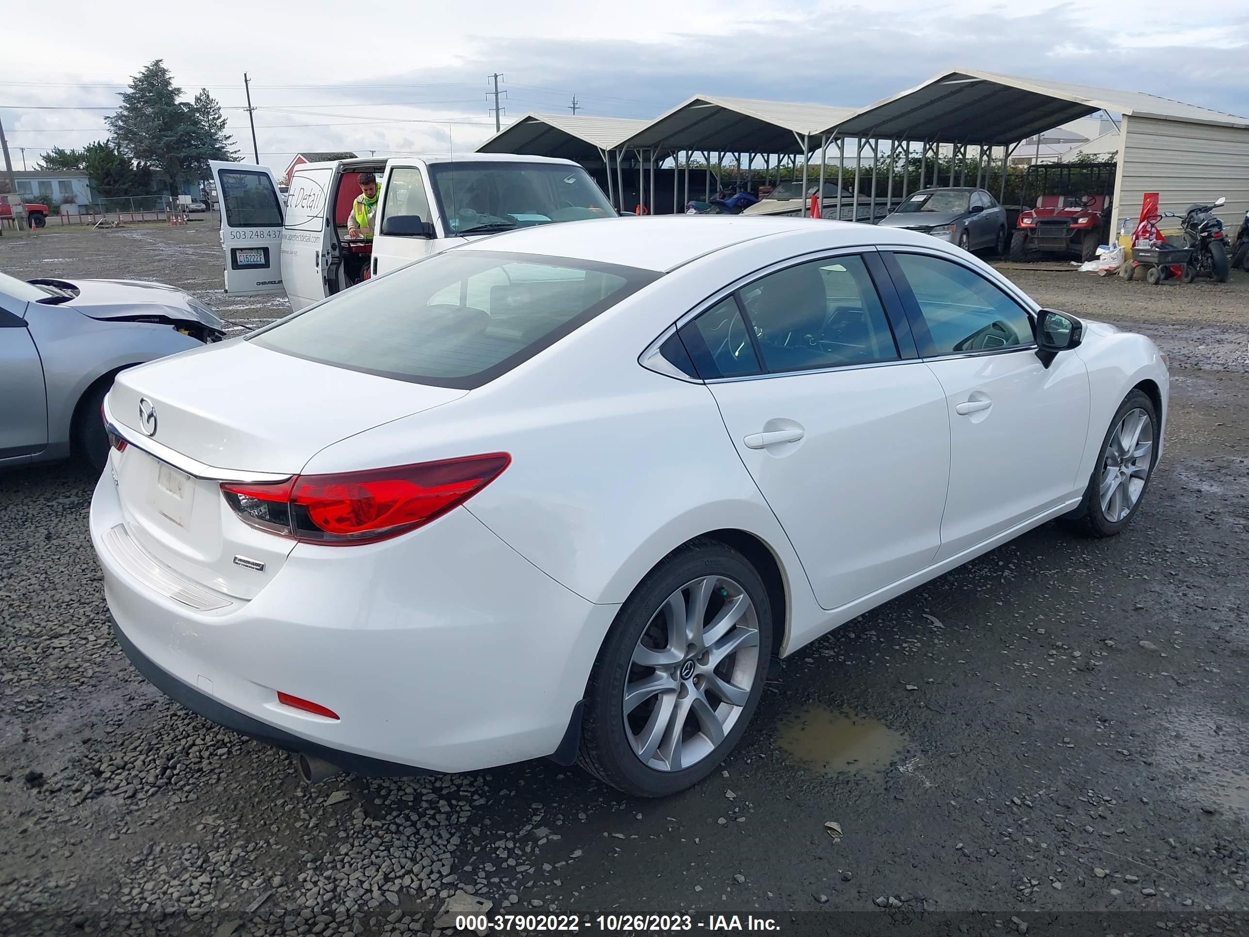 Photo 3 VIN: JM1GJ1V50E1107475 - MAZDA 6 