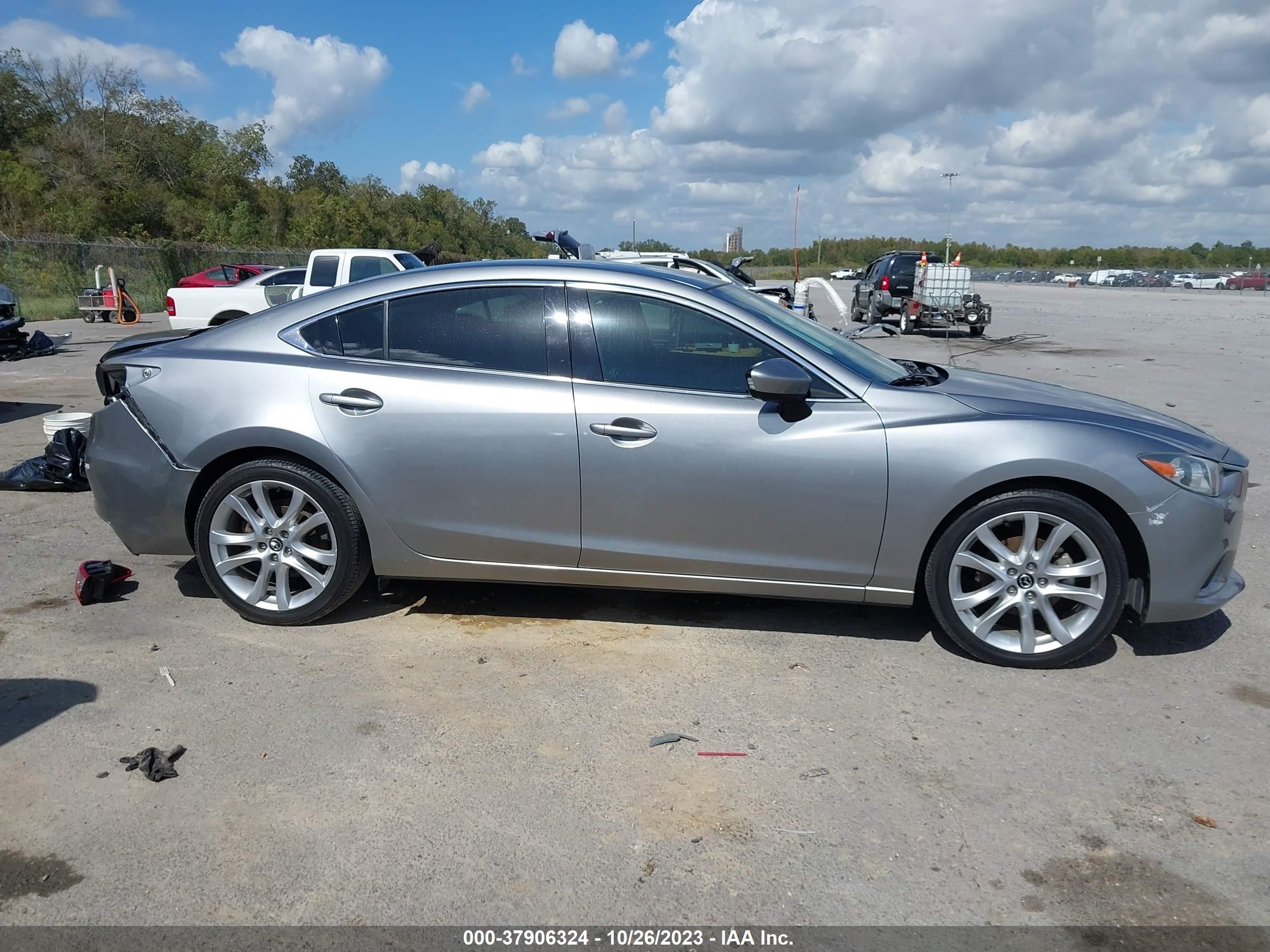 Photo 12 VIN: JM1GJ1V63E1151897 - MAZDA 6 