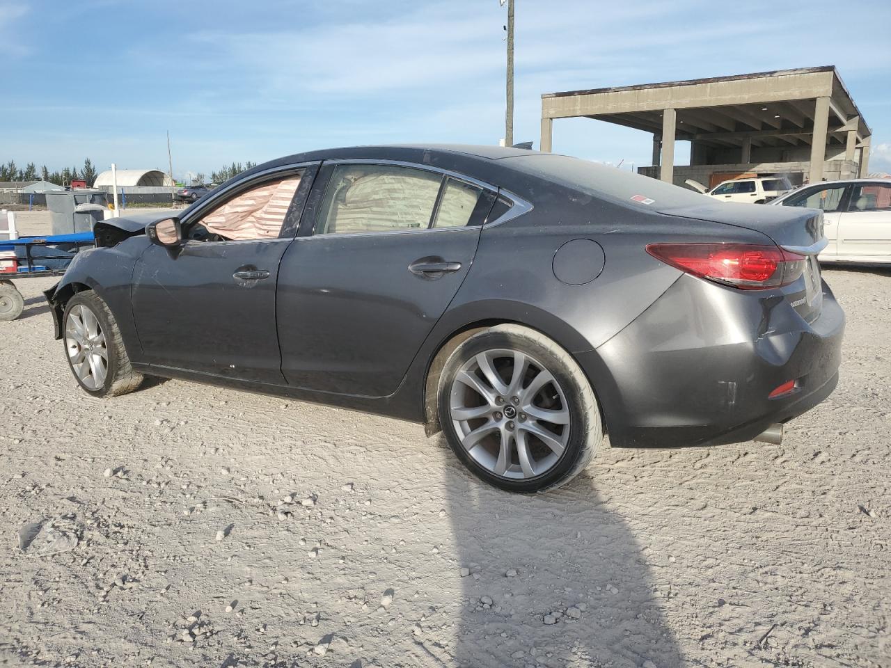 Photo 1 VIN: JM1GJ1V6XF1176197 - MAZDA 6 