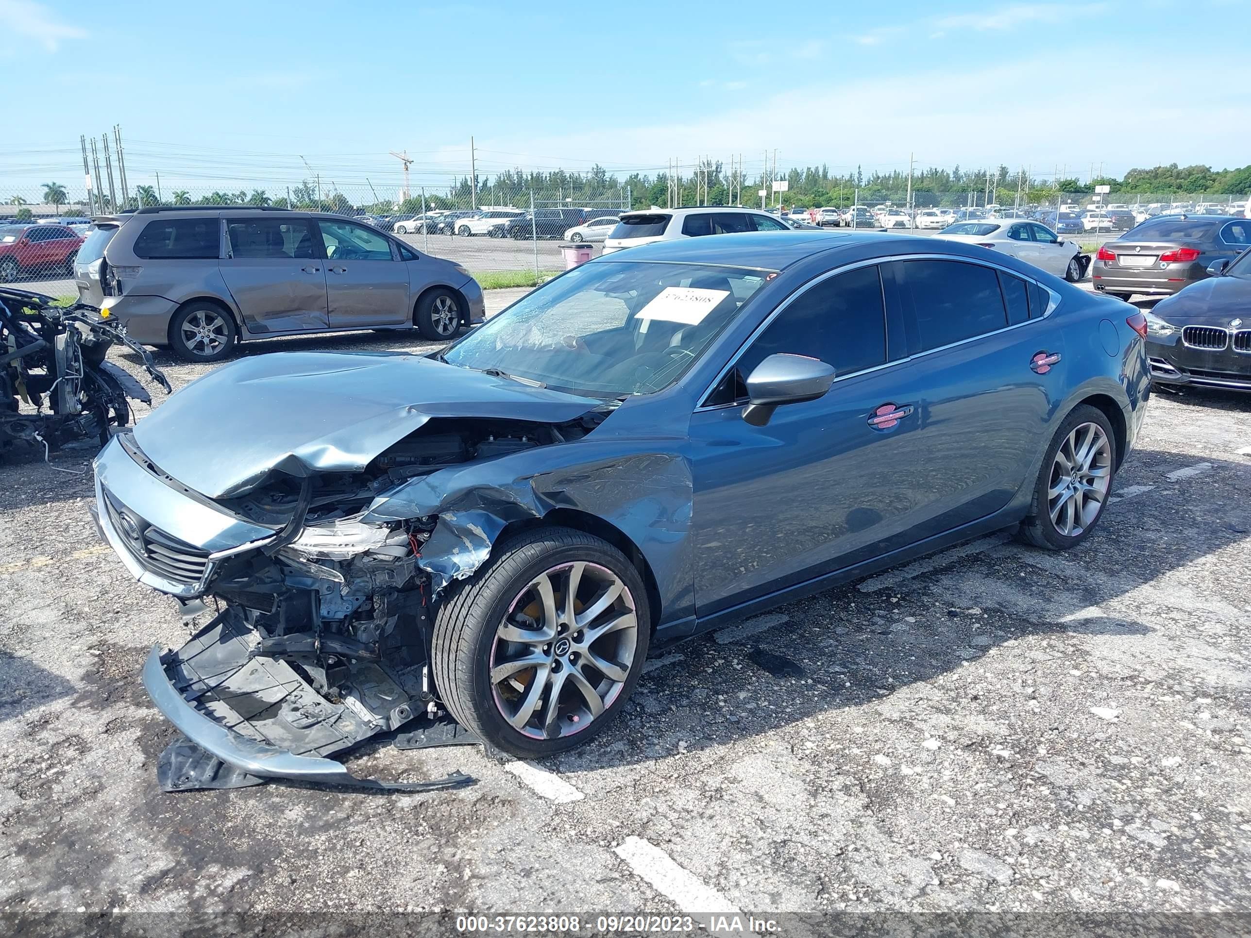 Photo 1 VIN: JM1GJ1W60E1120847 - MAZDA 6 