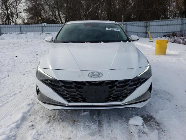 Photo 4 VIN: JM1GL1V53H1102298 - HYUNDAI ELANTRA 