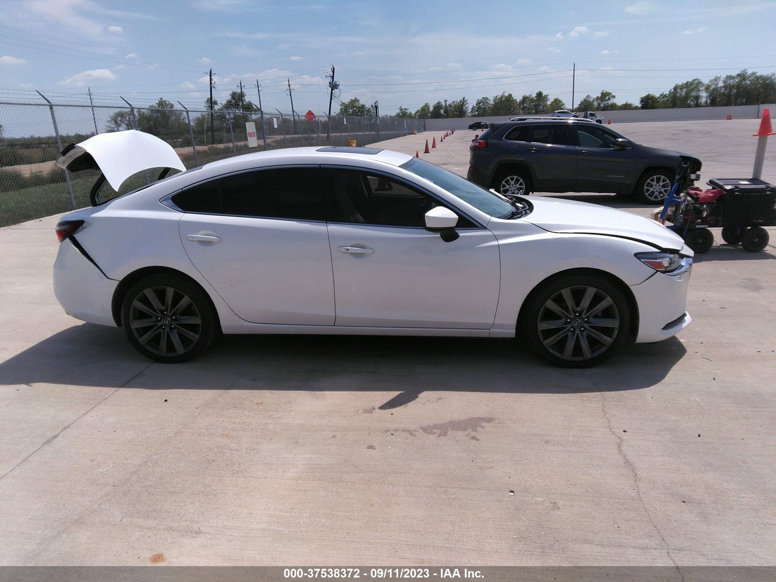 Photo 12 VIN: JM1GL1VM3J1321162 - MAZDA 6 