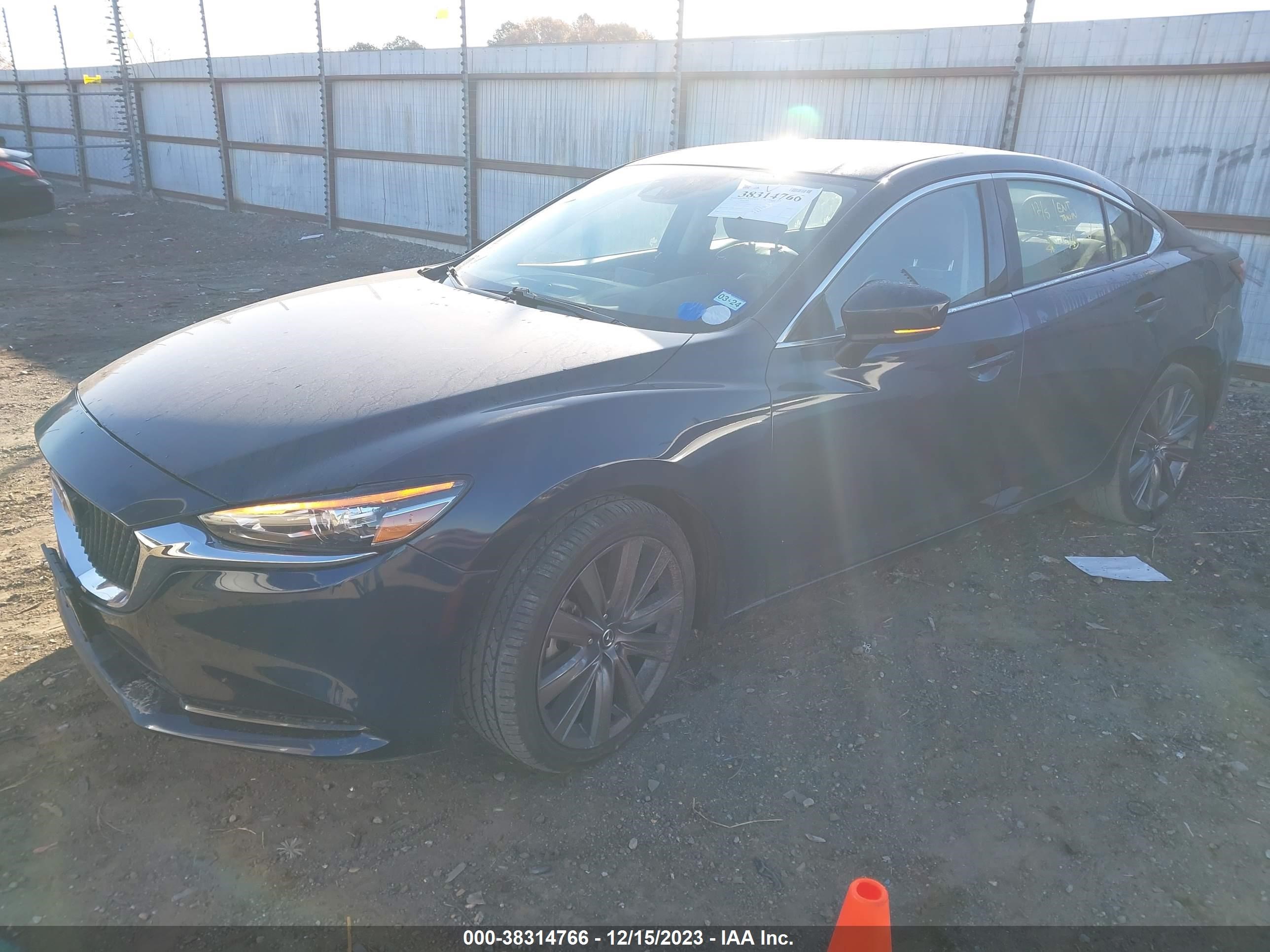 Photo 1 VIN: JM1GL1VM6M1602893 - MAZDA 6 