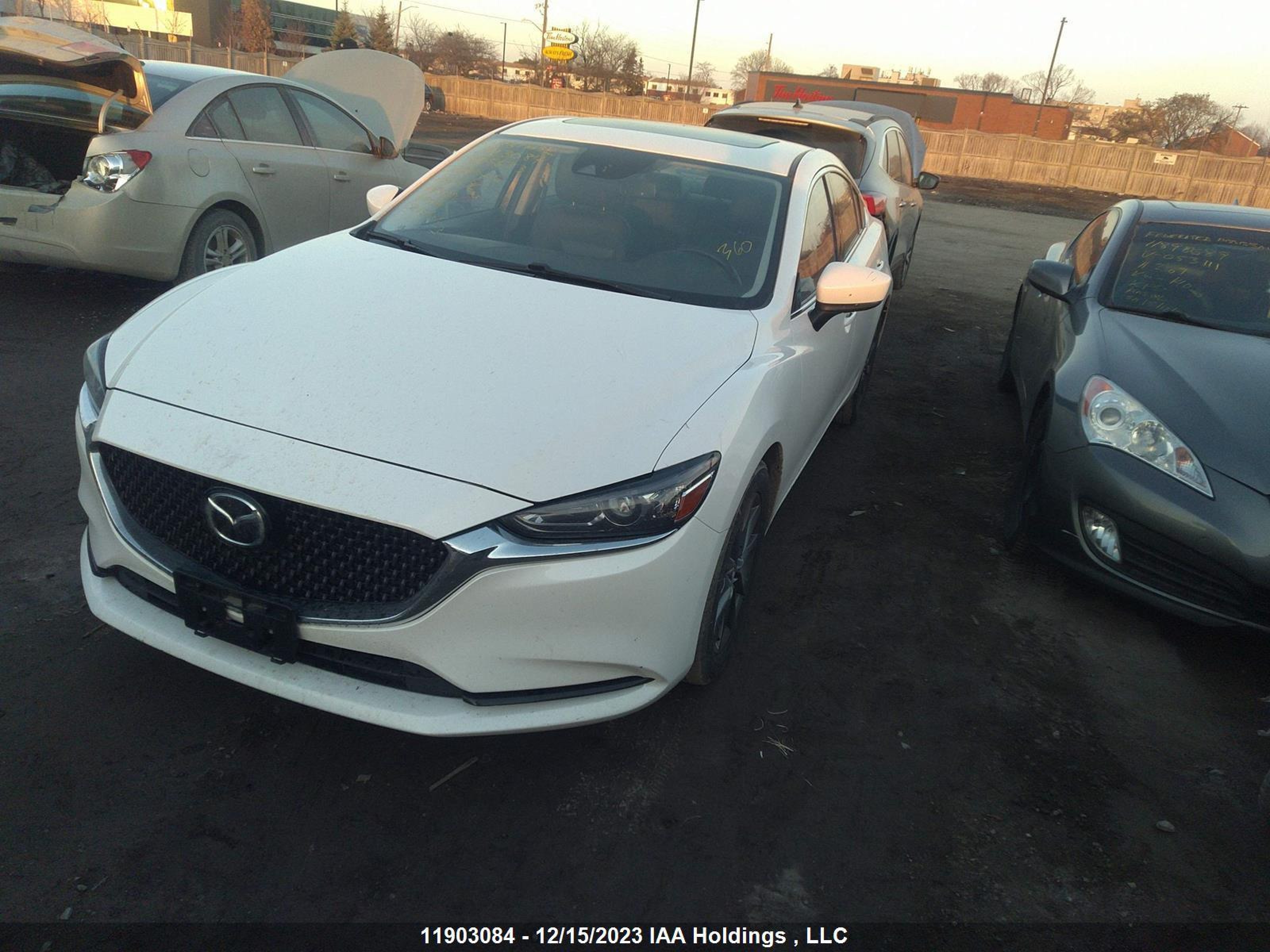 Photo 1 VIN: JM1GL1VM6M1605633 - MAZDA 6 