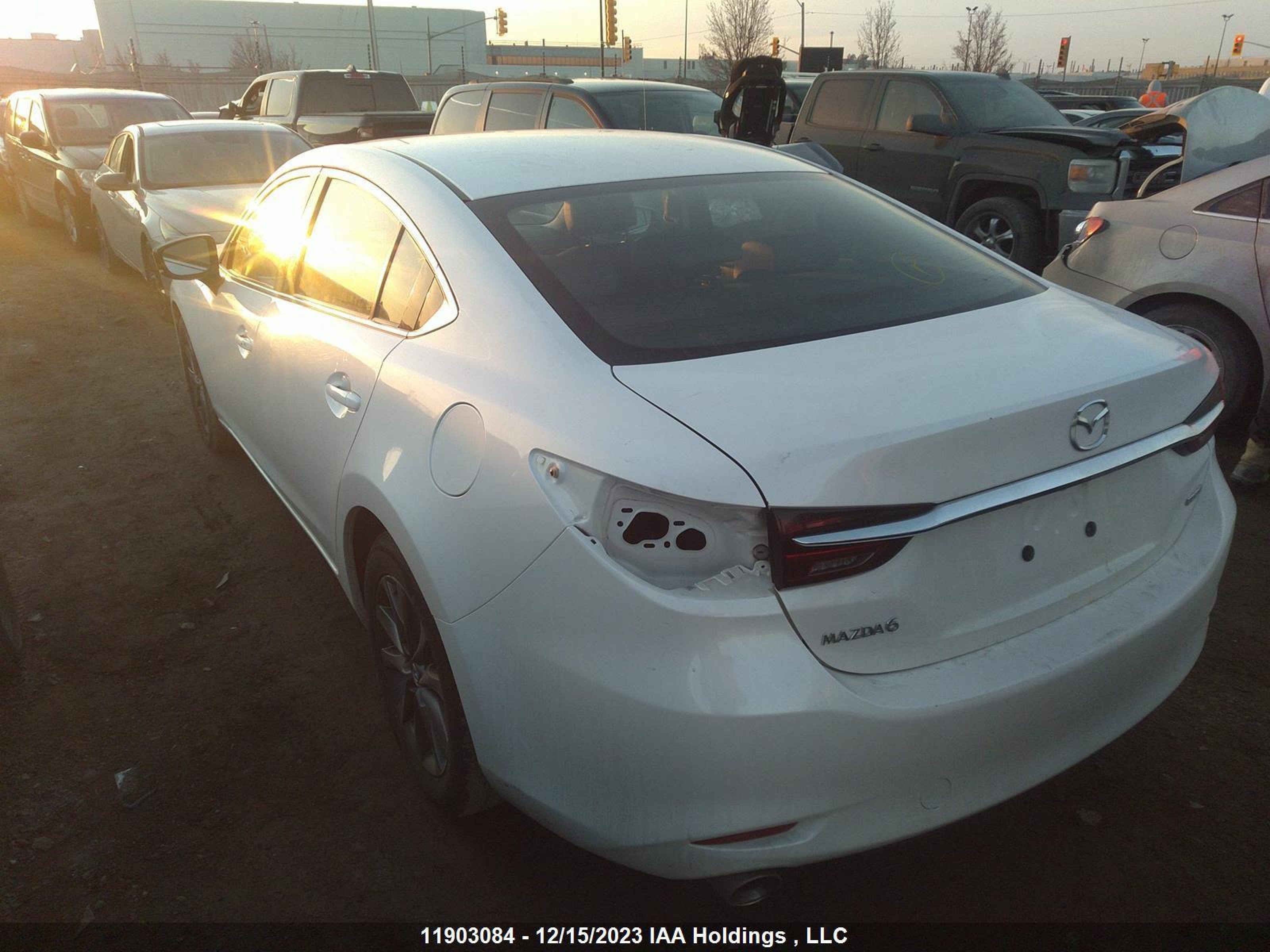 Photo 2 VIN: JM1GL1VM6M1605633 - MAZDA 6 