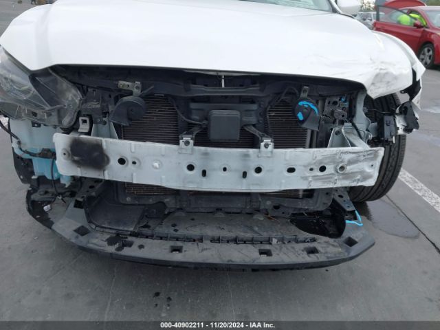 Photo 5 VIN: JM1GL1W51H1105201 - MAZDA MAZDA6 