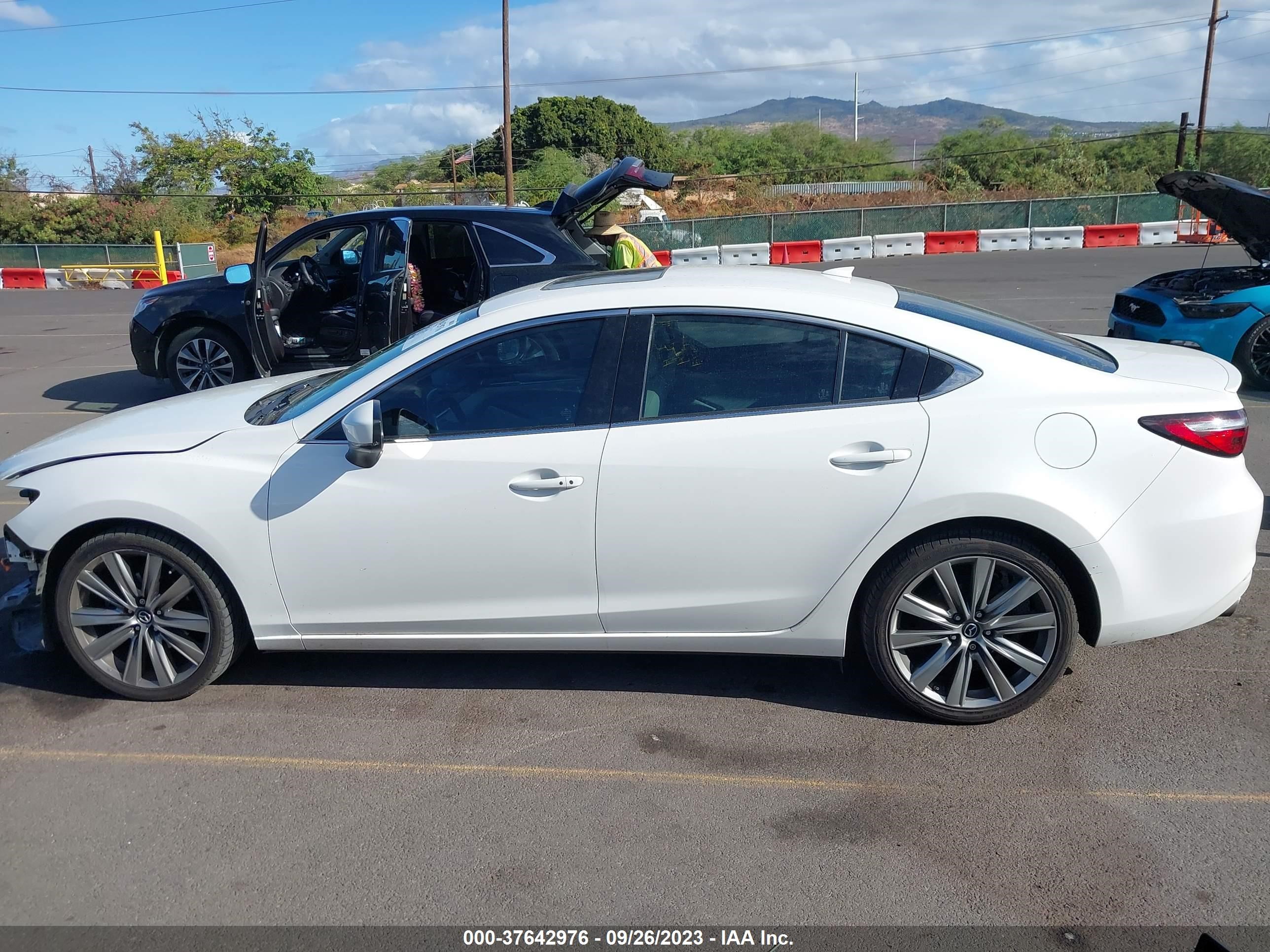 Photo 14 VIN: JM1GL1WY1J1307343 - MAZDA 6 