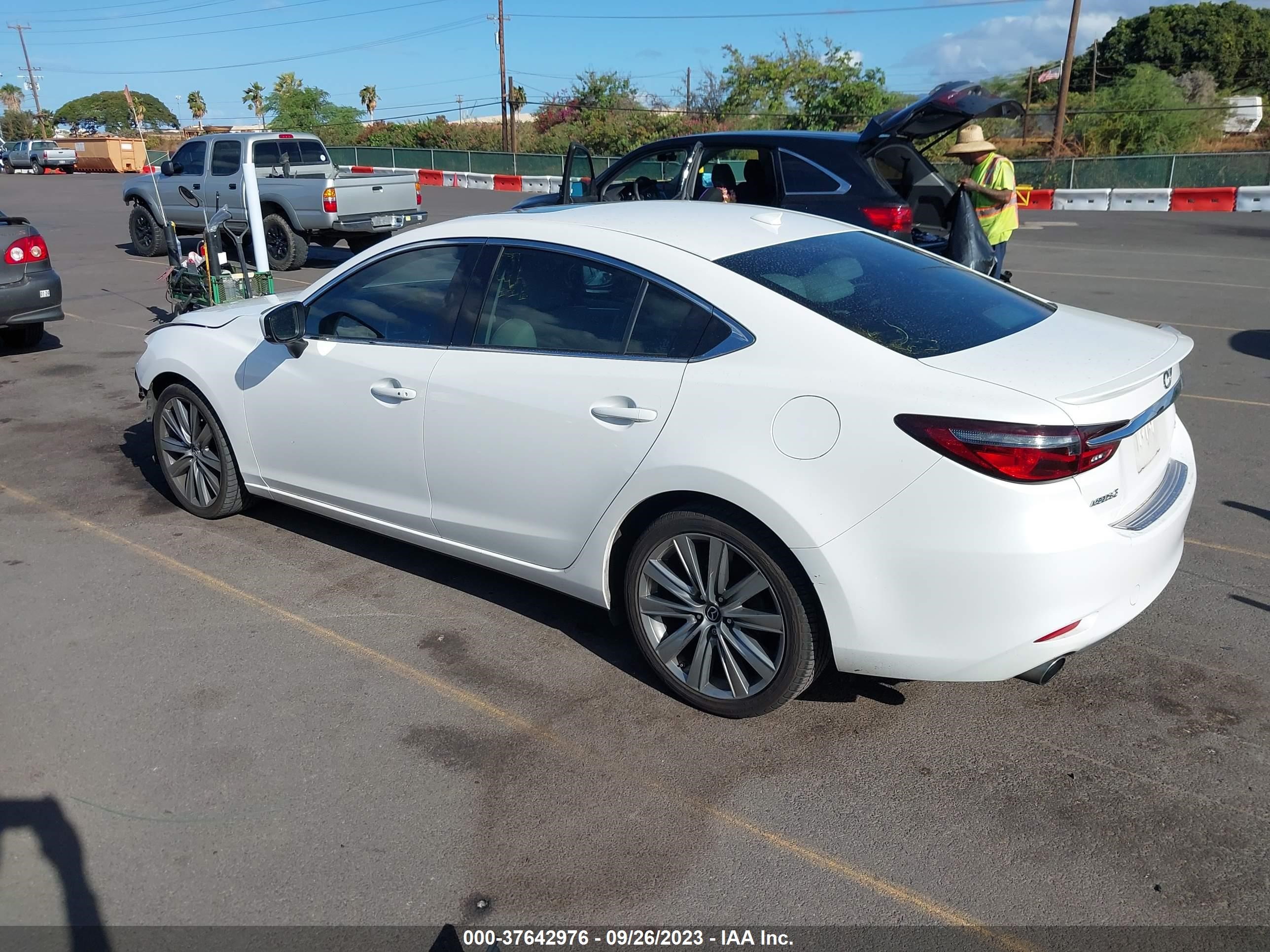 Photo 2 VIN: JM1GL1WY1J1307343 - MAZDA 6 