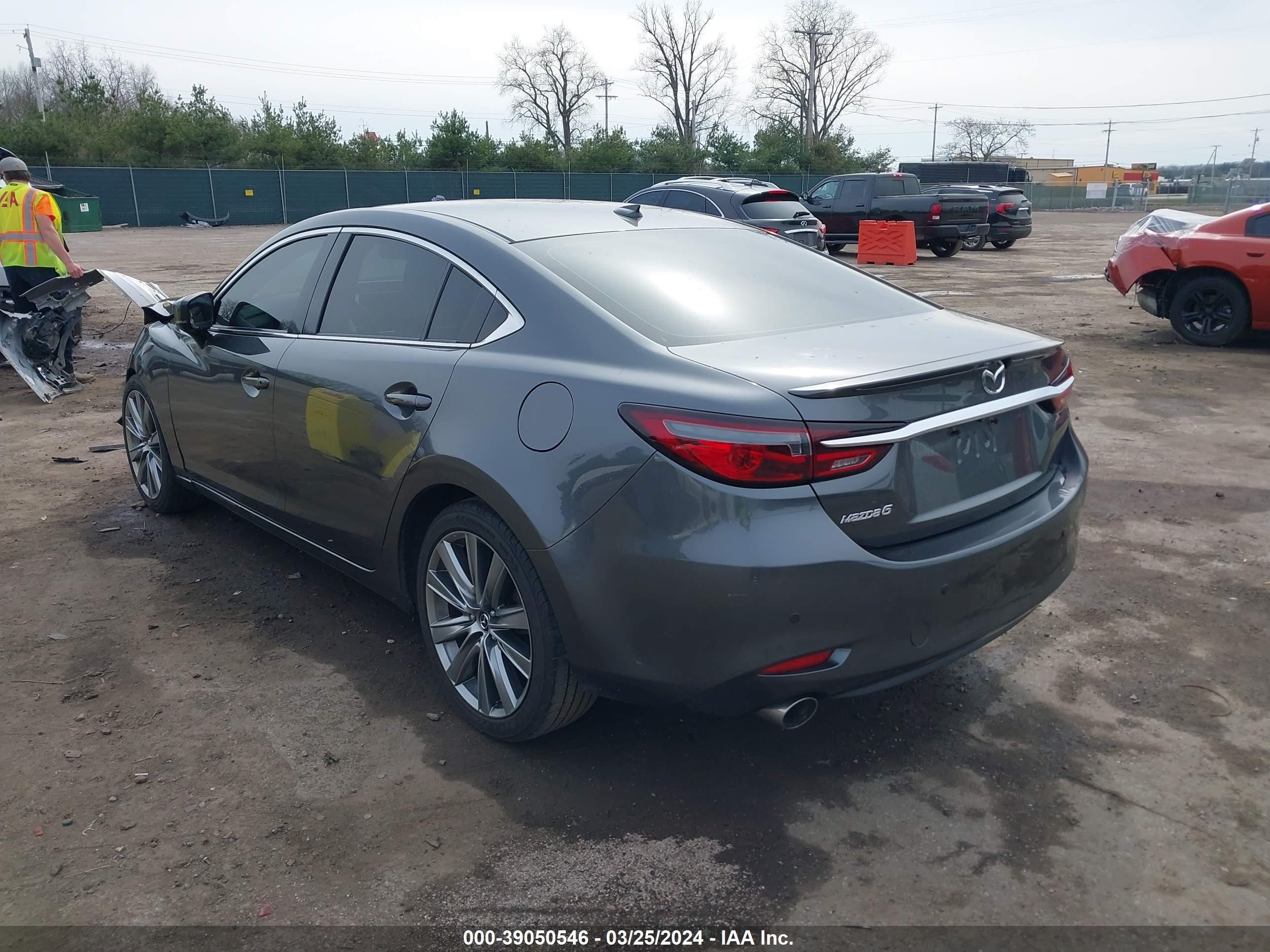 Photo 2 VIN: JM1GL1XY9J1331128 - MAZDA 6 