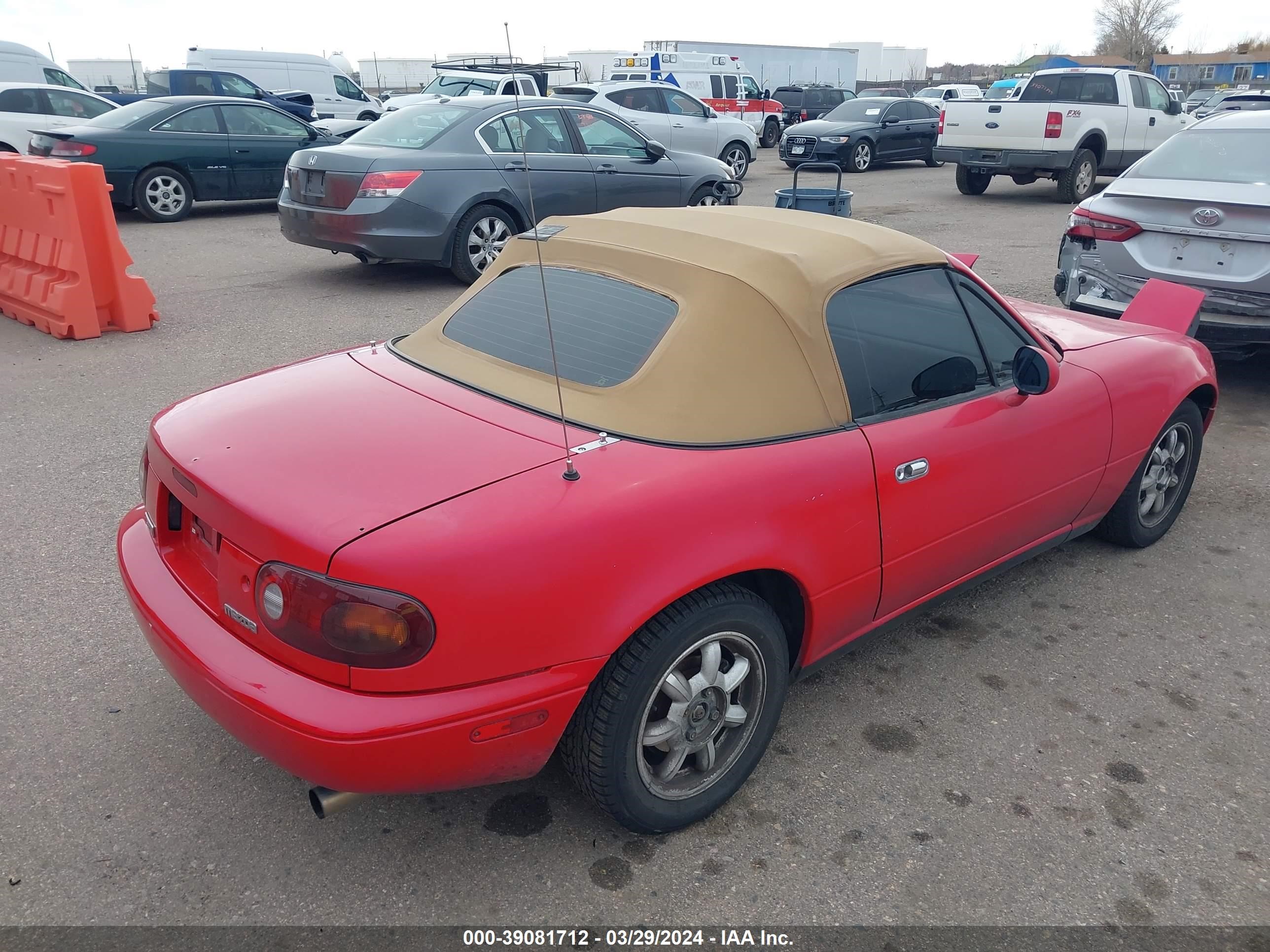 Photo 3 VIN: JM1NA3513M1241377 - MAZDA MX-5 