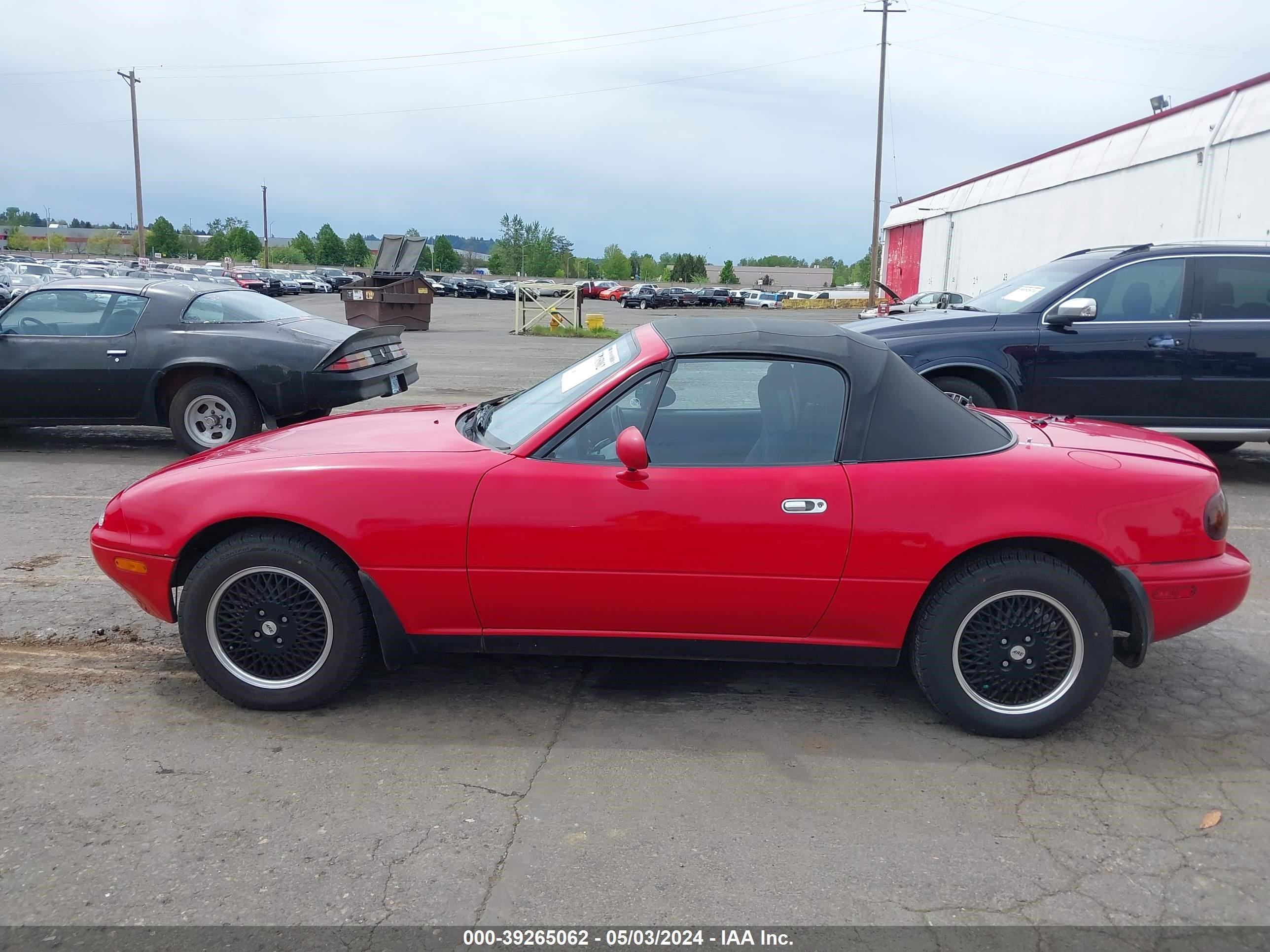 Photo 13 VIN: JM1NA3515N0328429 - MAZDA MX-5 