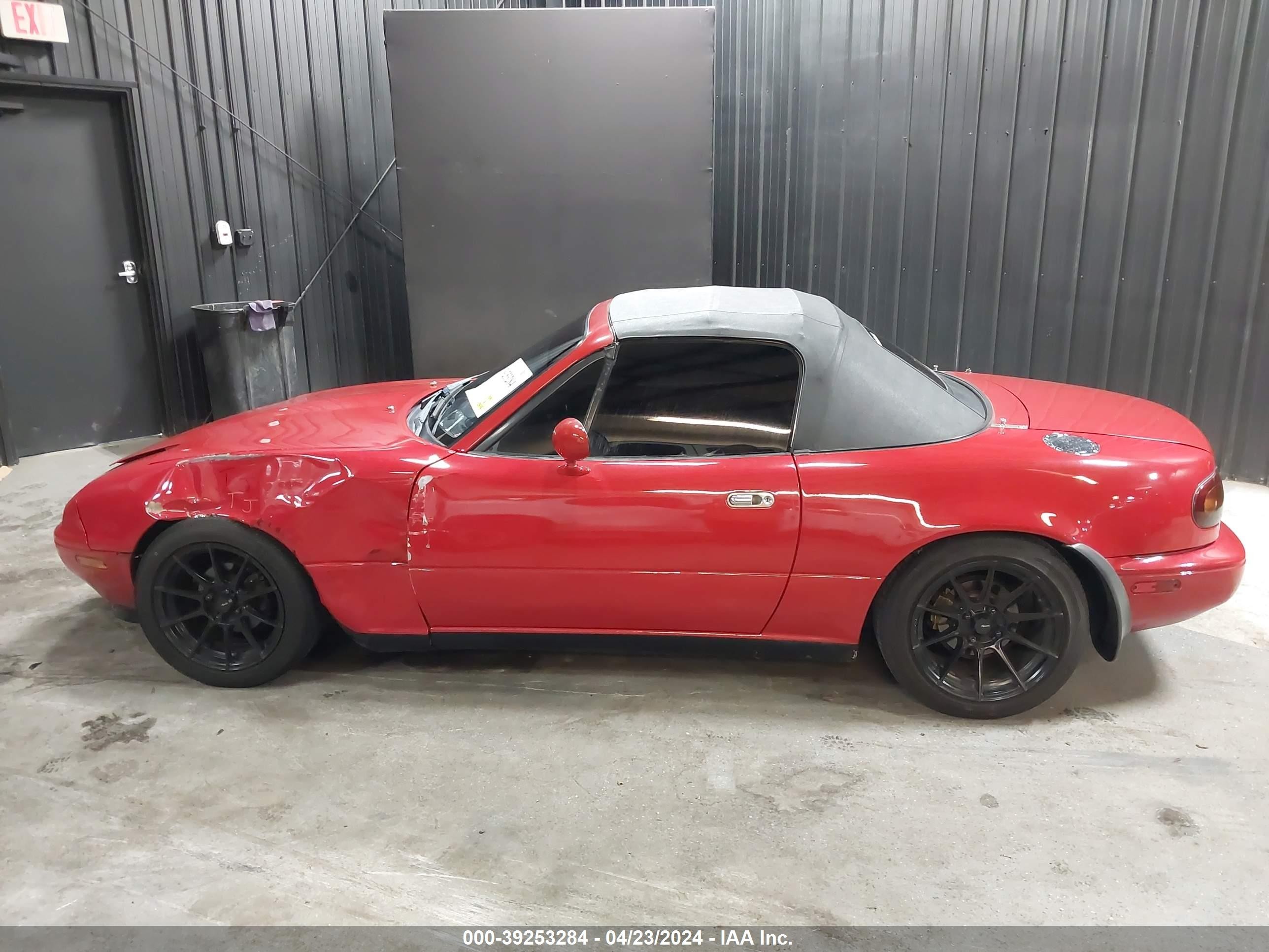 Photo 13 VIN: JM1NA351XL0108135 - MAZDA MX-5 