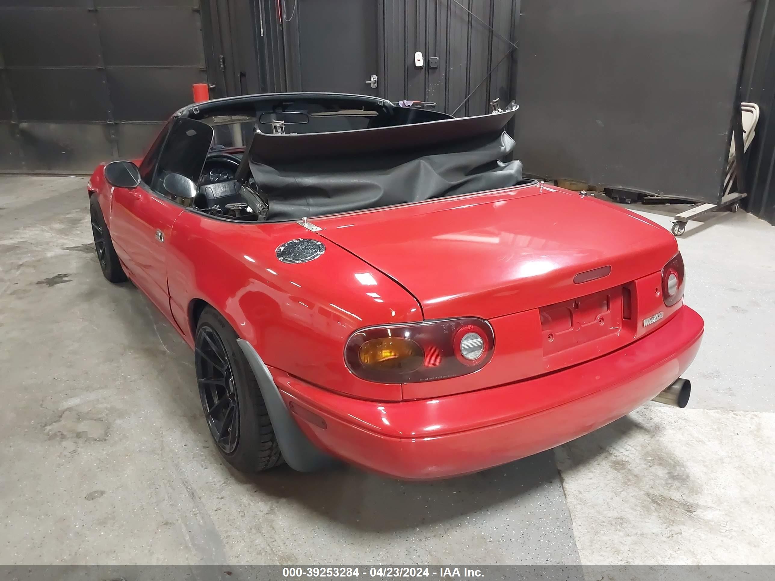 Photo 2 VIN: JM1NA351XL0108135 - MAZDA MX-5 