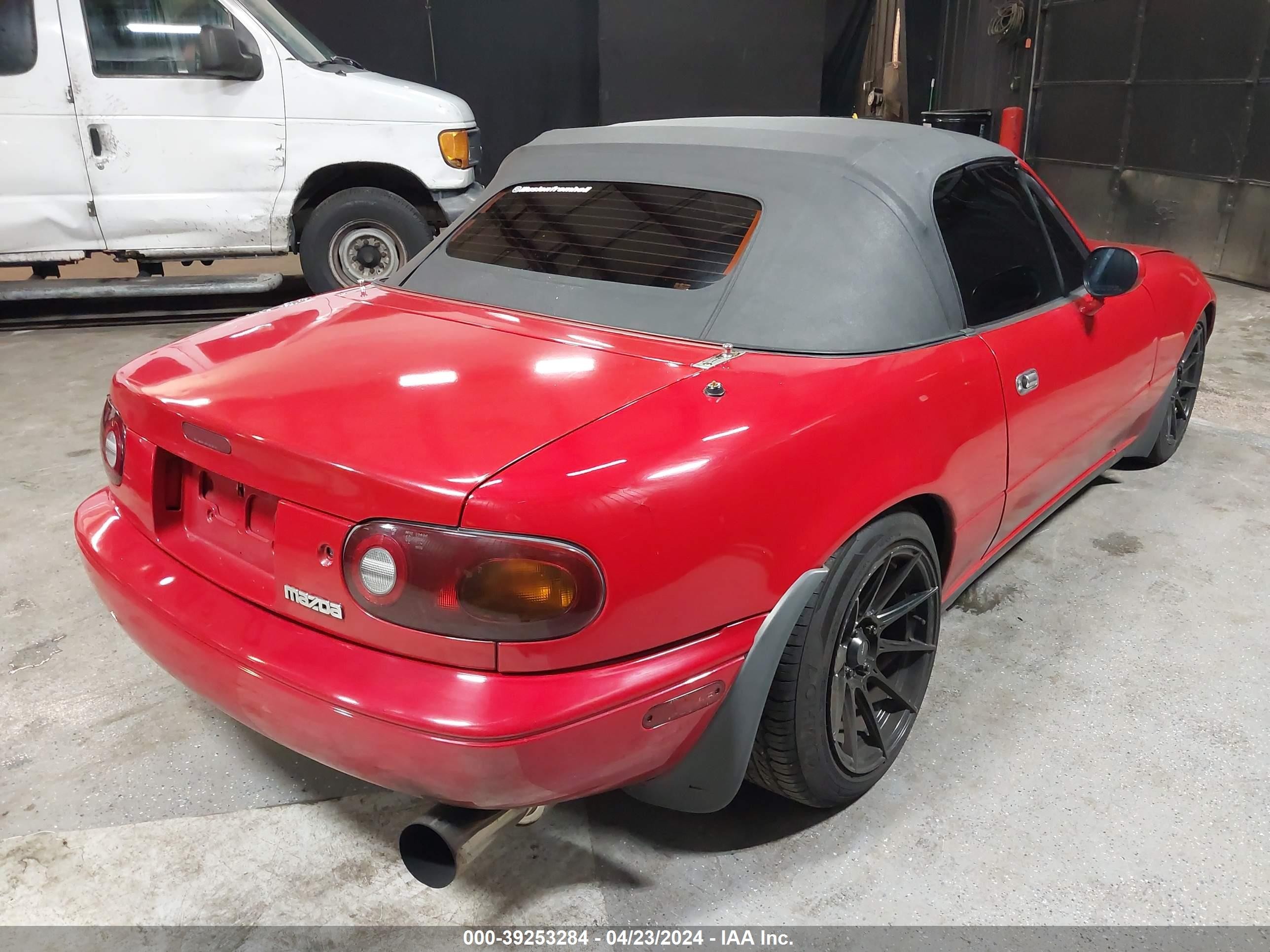 Photo 3 VIN: JM1NA351XL0108135 - MAZDA MX-5 