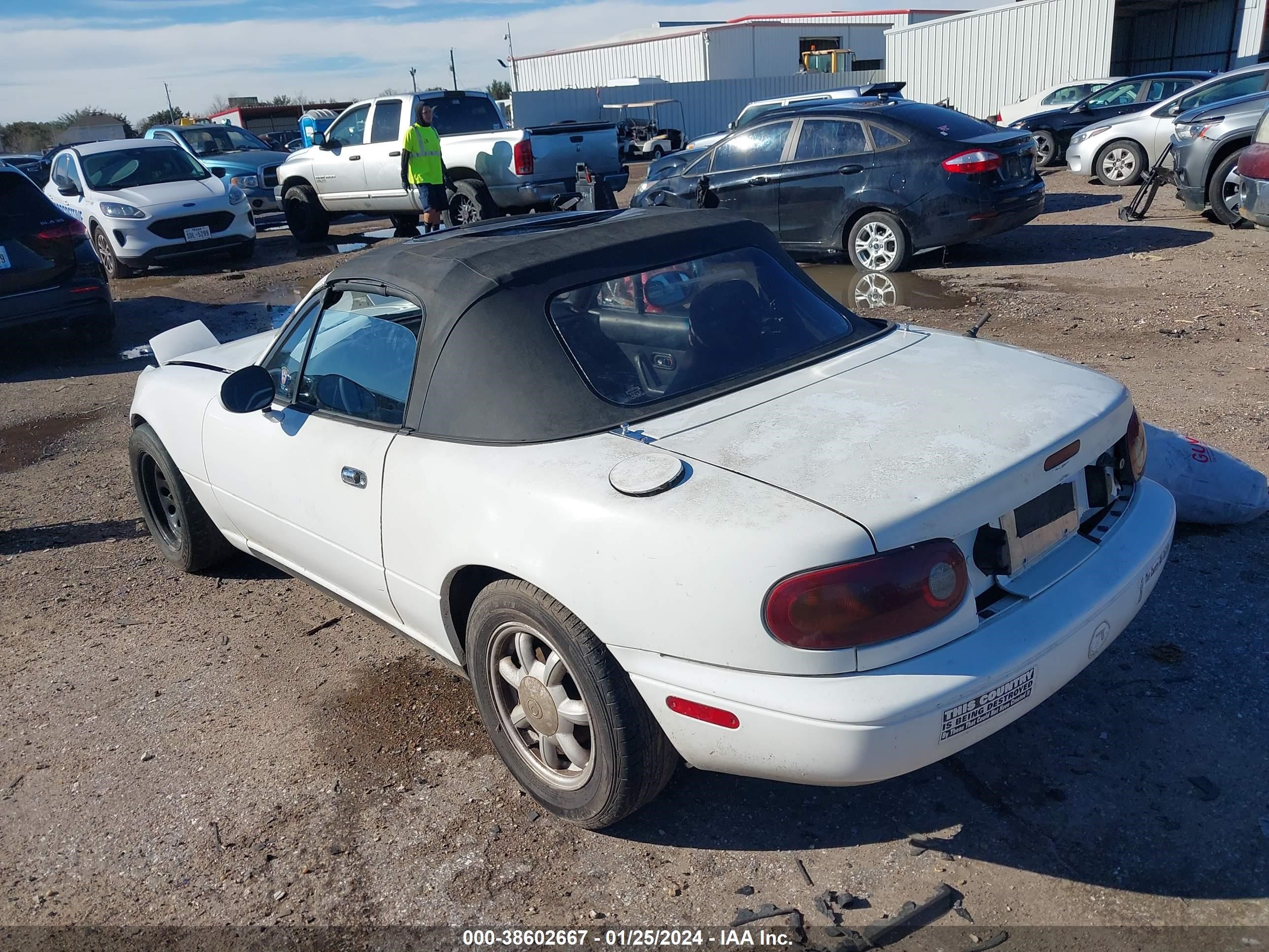 Photo 2 VIN: JM1NA351XN0300125 - MAZDA MX-5 