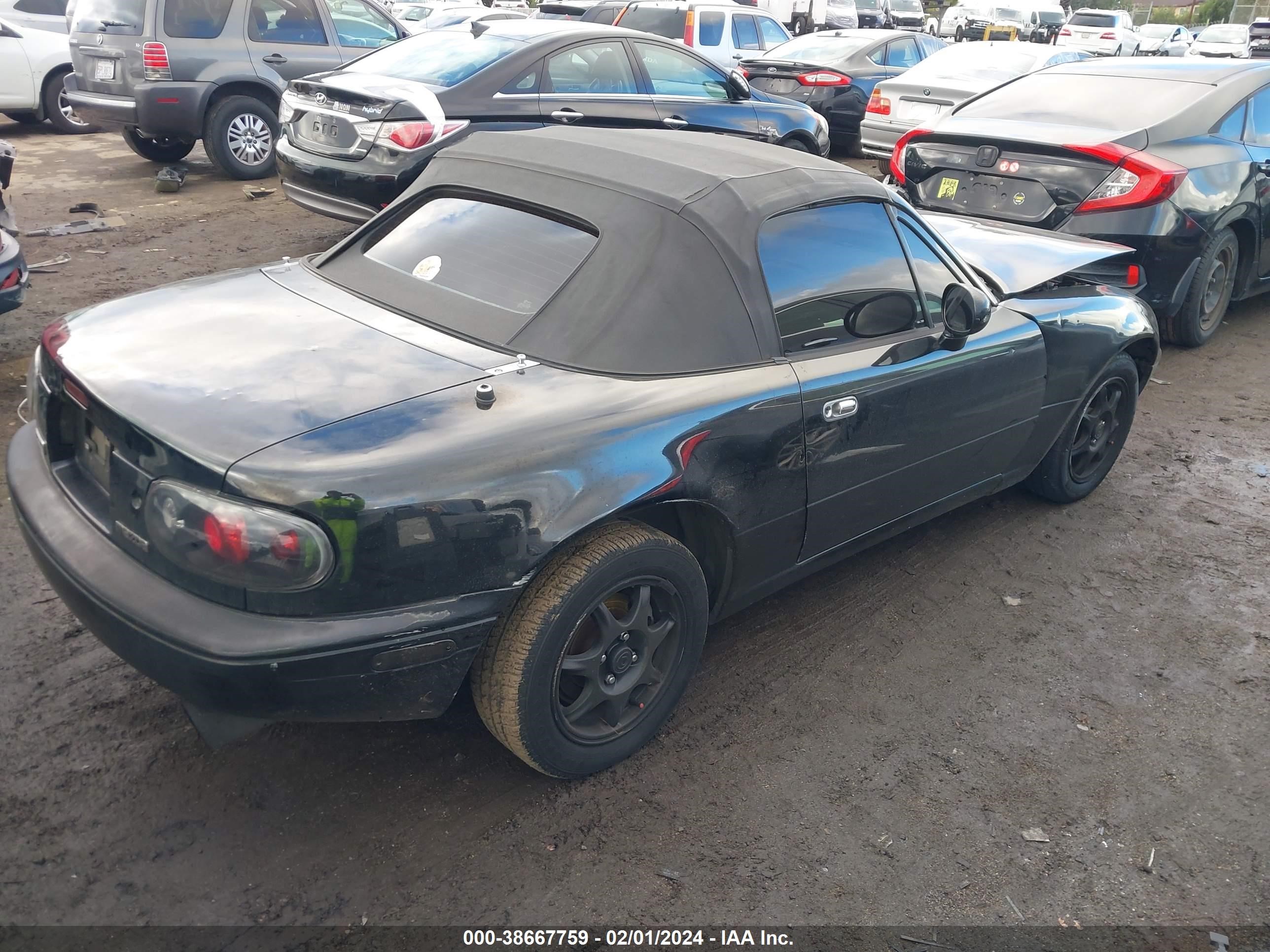 Photo 3 VIN: JM1NA3535V0721218 - MAZDA MX-5 