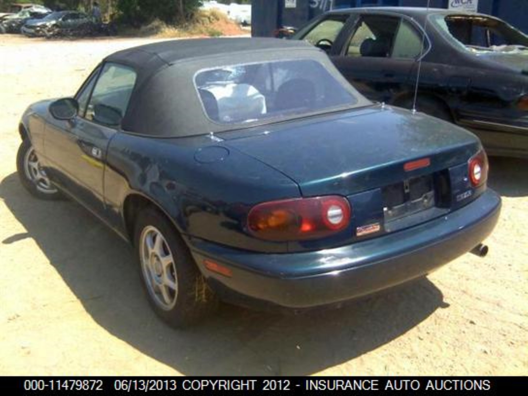 Photo 2 VIN: JM1NA3536V0733636 - MAZDA MX-5 