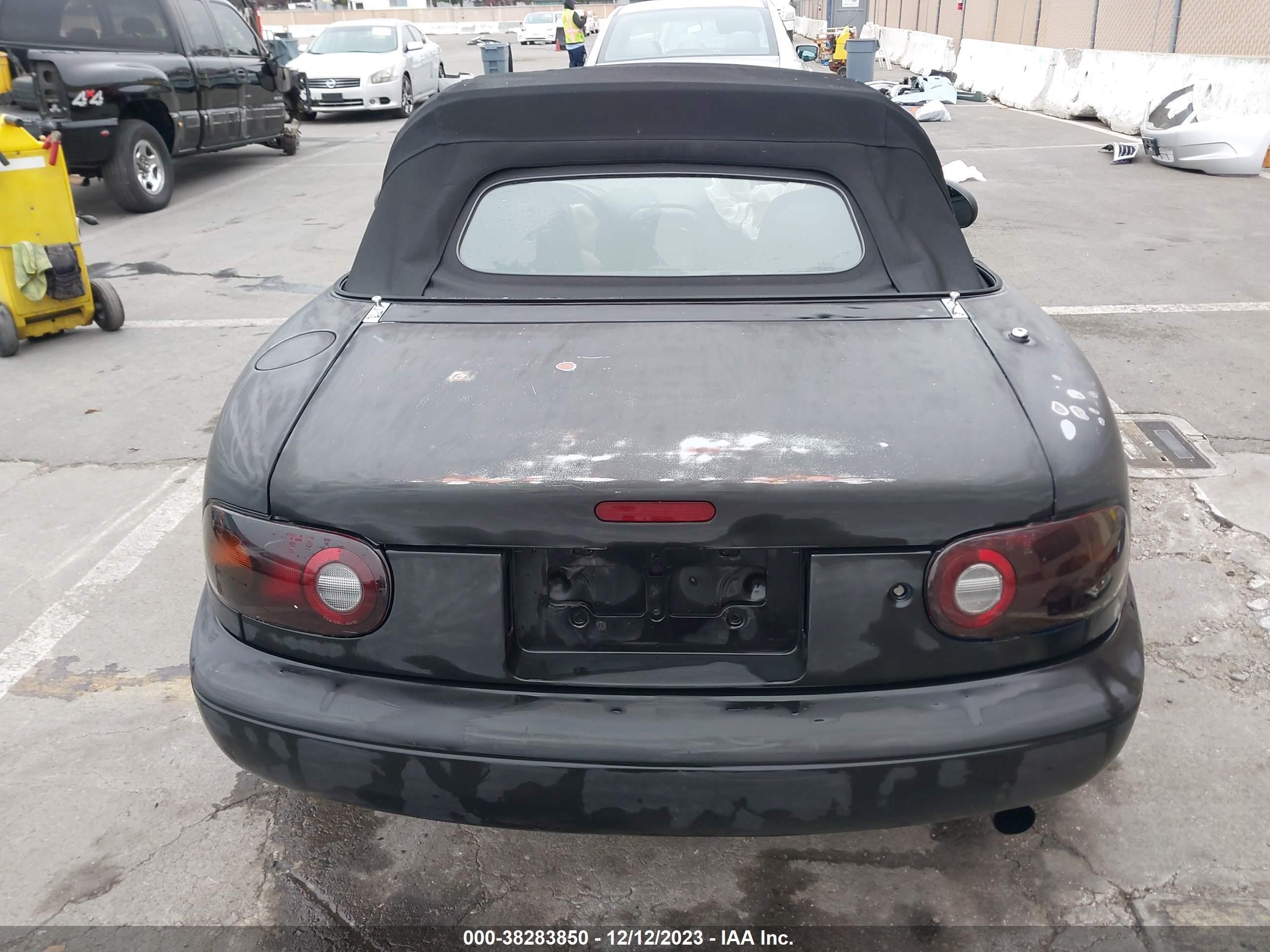 Photo 15 VIN: JM1NA3537T0714154 - MAZDA MX-5 