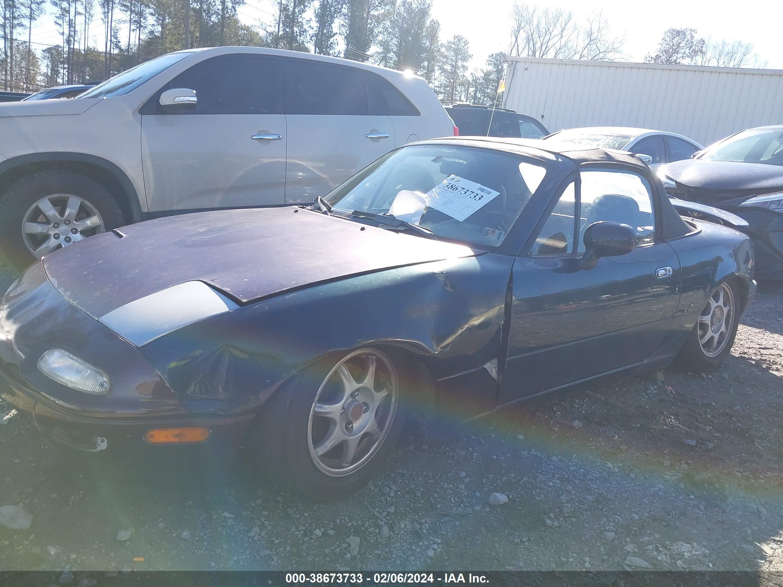 Photo 5 VIN: JM1NA3537V0737033 - MAZDA MX-5 