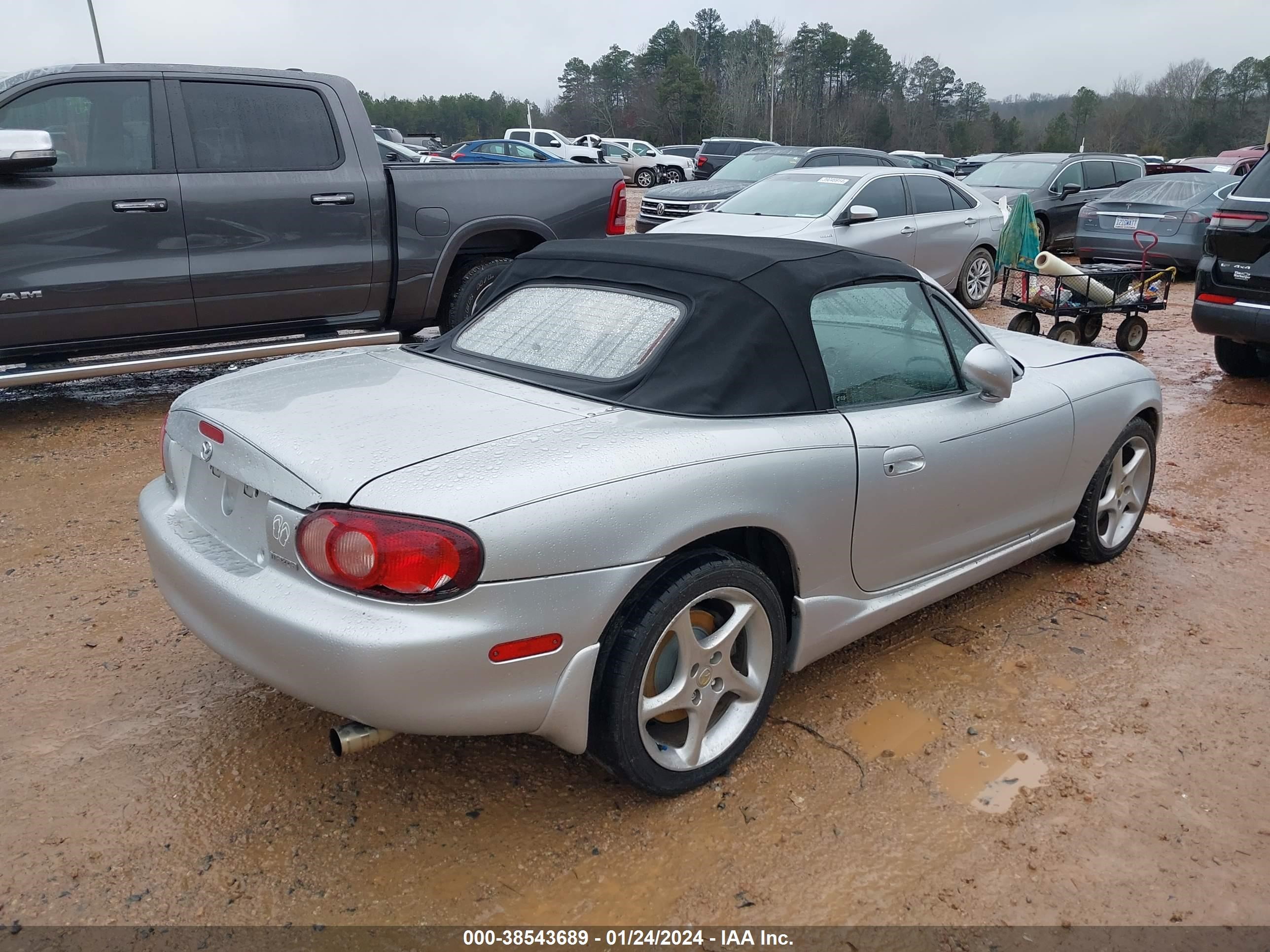 Photo 3 VIN: JM1NB353030301361 - MAZDA MX-5 