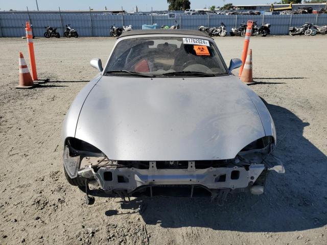 Photo 4 VIN: JM1NB3533Y0143895 - MAZDA MX5 