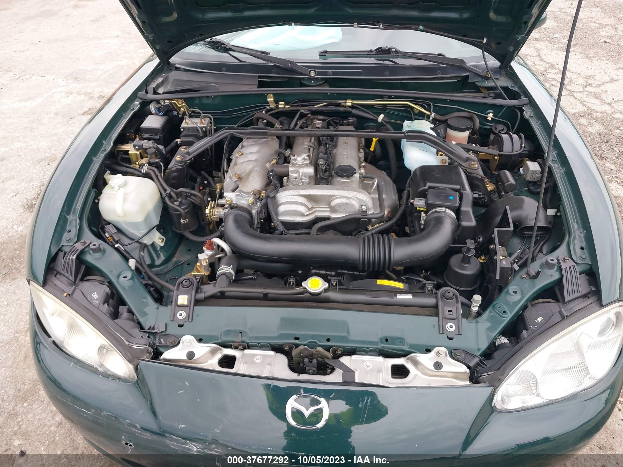 Photo 9 VIN: JM1NB353410213846 - MAZDA MX-5 