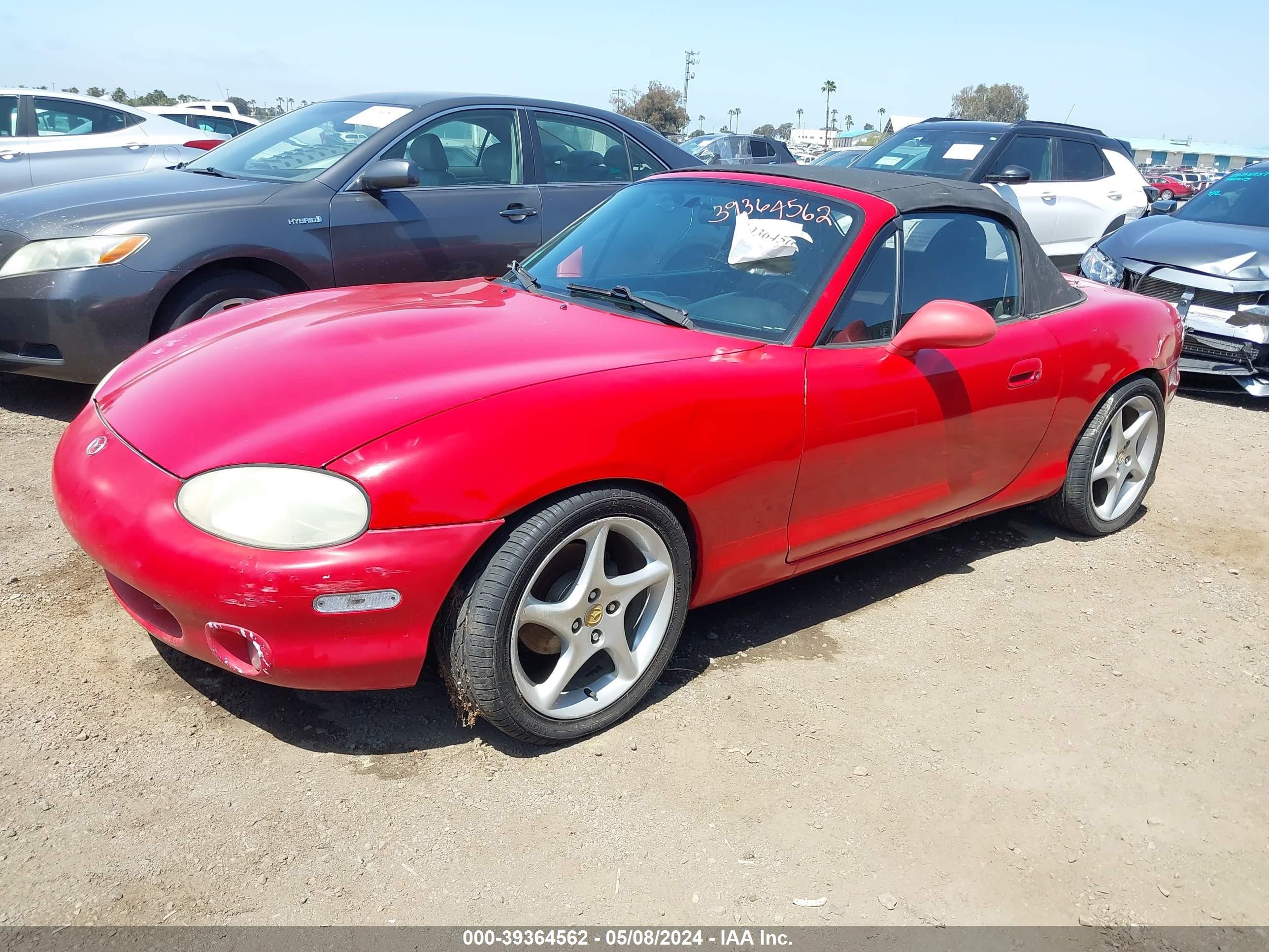 Photo 1 VIN: JM1NB3534Y0144411 - MAZDA MX-5 