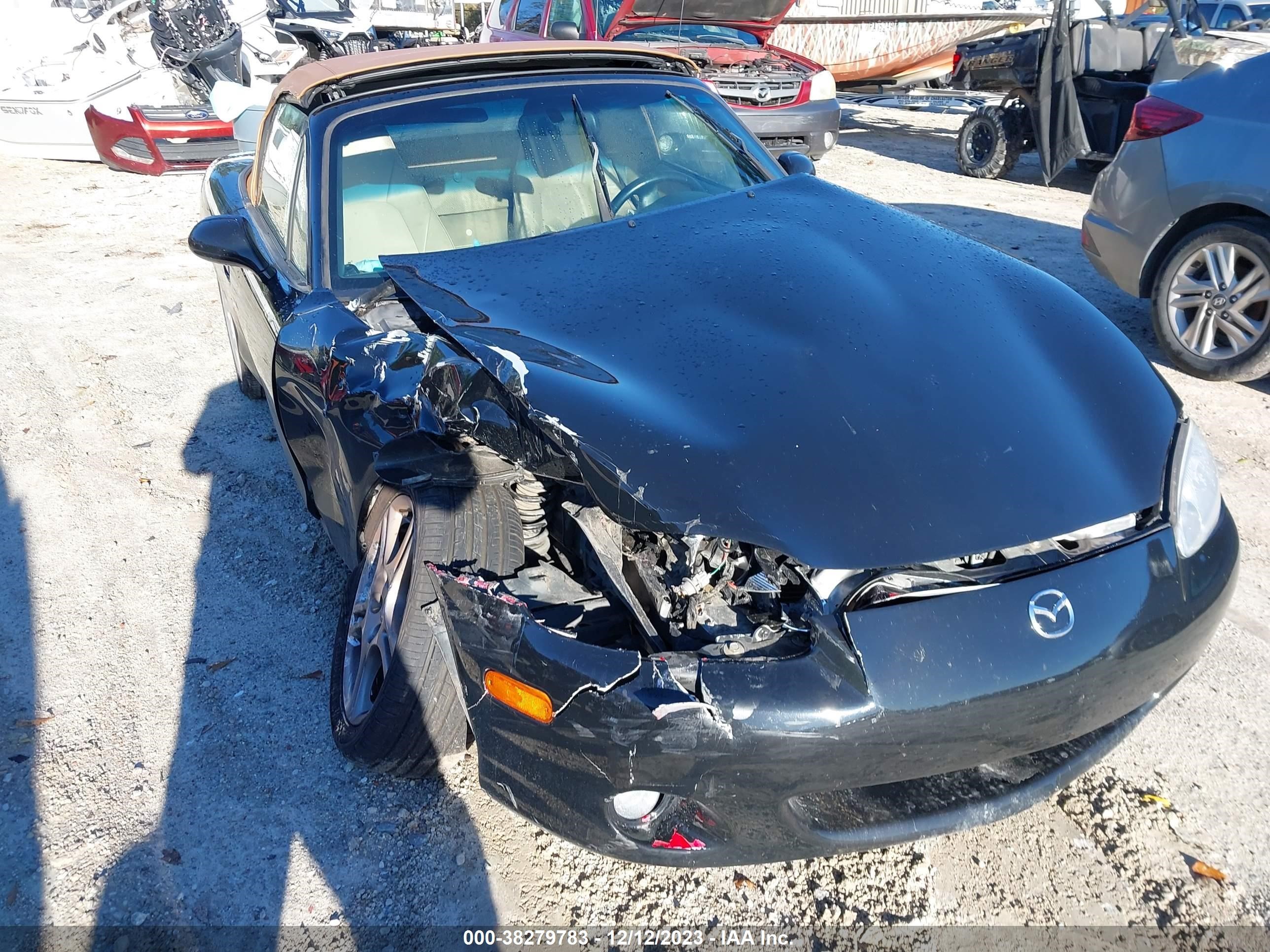 Photo 5 VIN: JM1NB353540401201 - MAZDA MX-5 