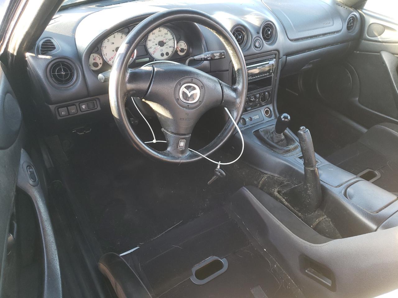 Photo 7 VIN: JM1NB353620220539 - MAZDA MX-5 