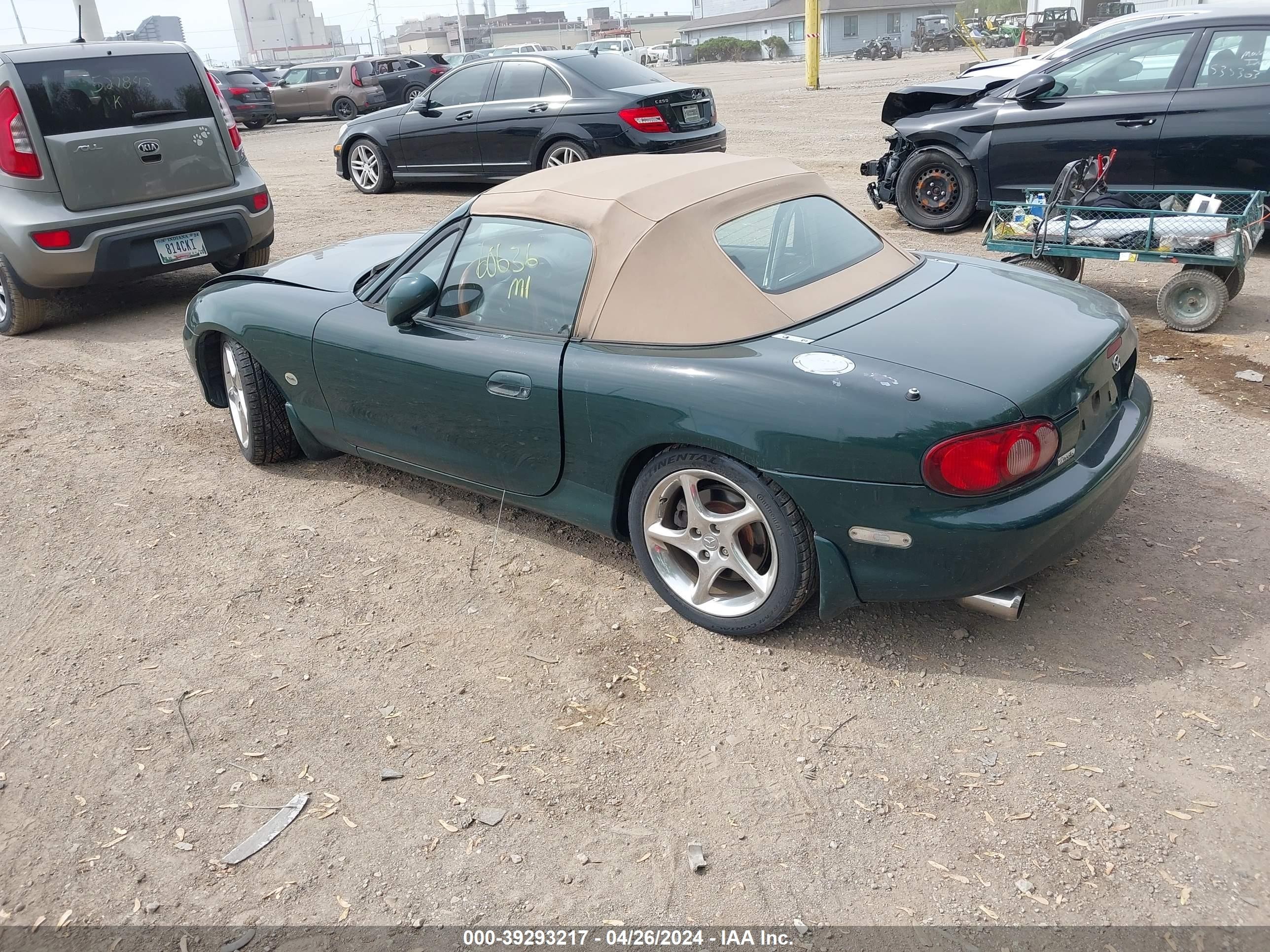 Photo 2 VIN: JM1NB353710214442 - MAZDA MX-5 