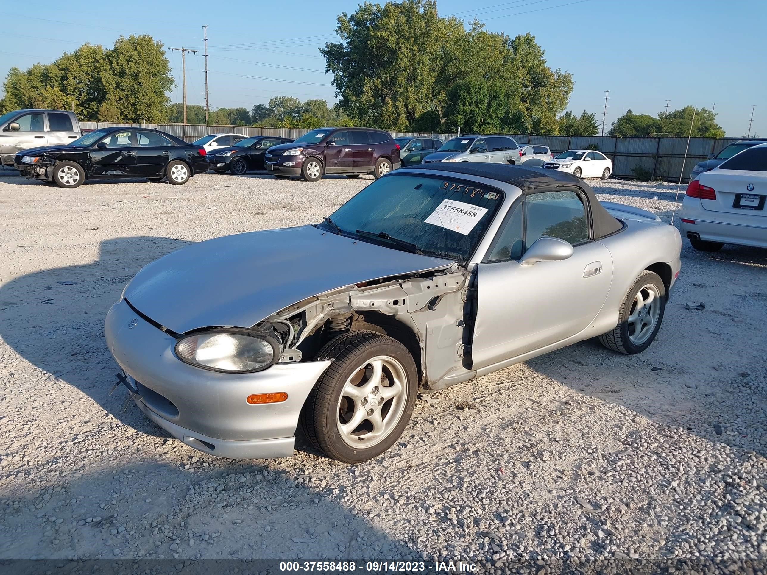 Photo 1 VIN: JM1NB3537X0117928 - MAZDA MX-5 