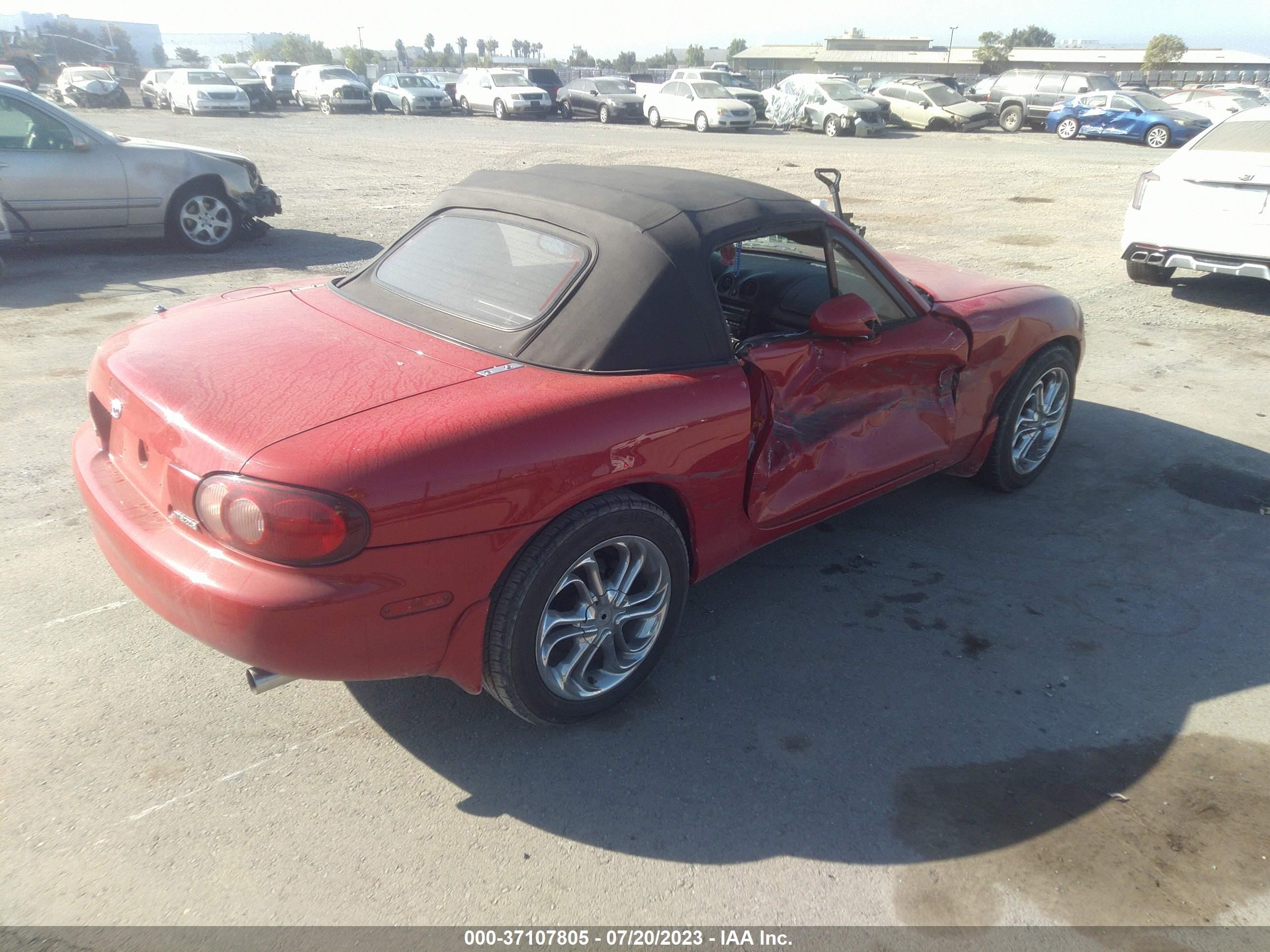 Photo 3 VIN: JM1NB353X10206271 - MAZDA MX-5 