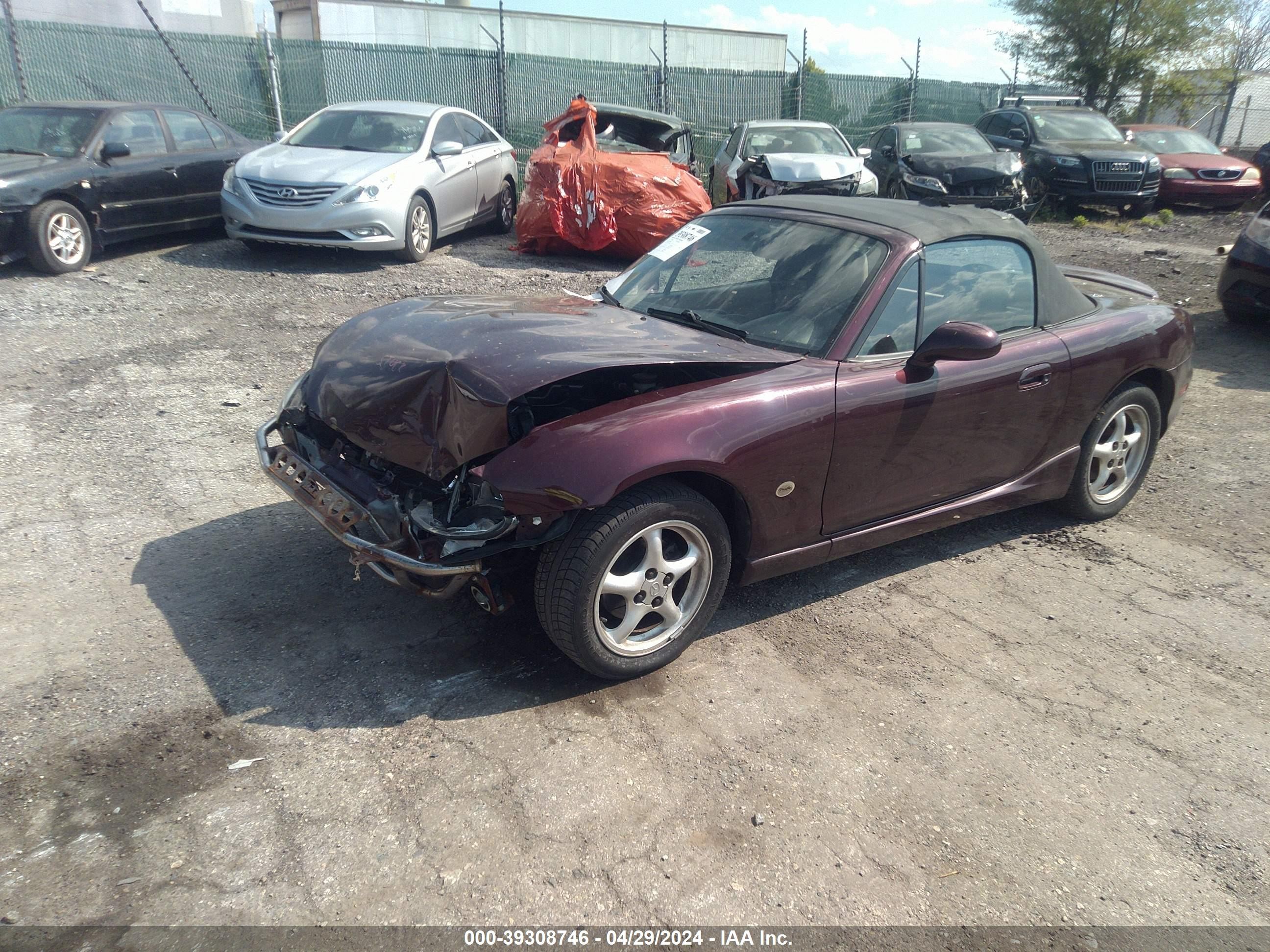 Photo 1 VIN: JM1NB353XY0146146 - MAZDA MX-5 