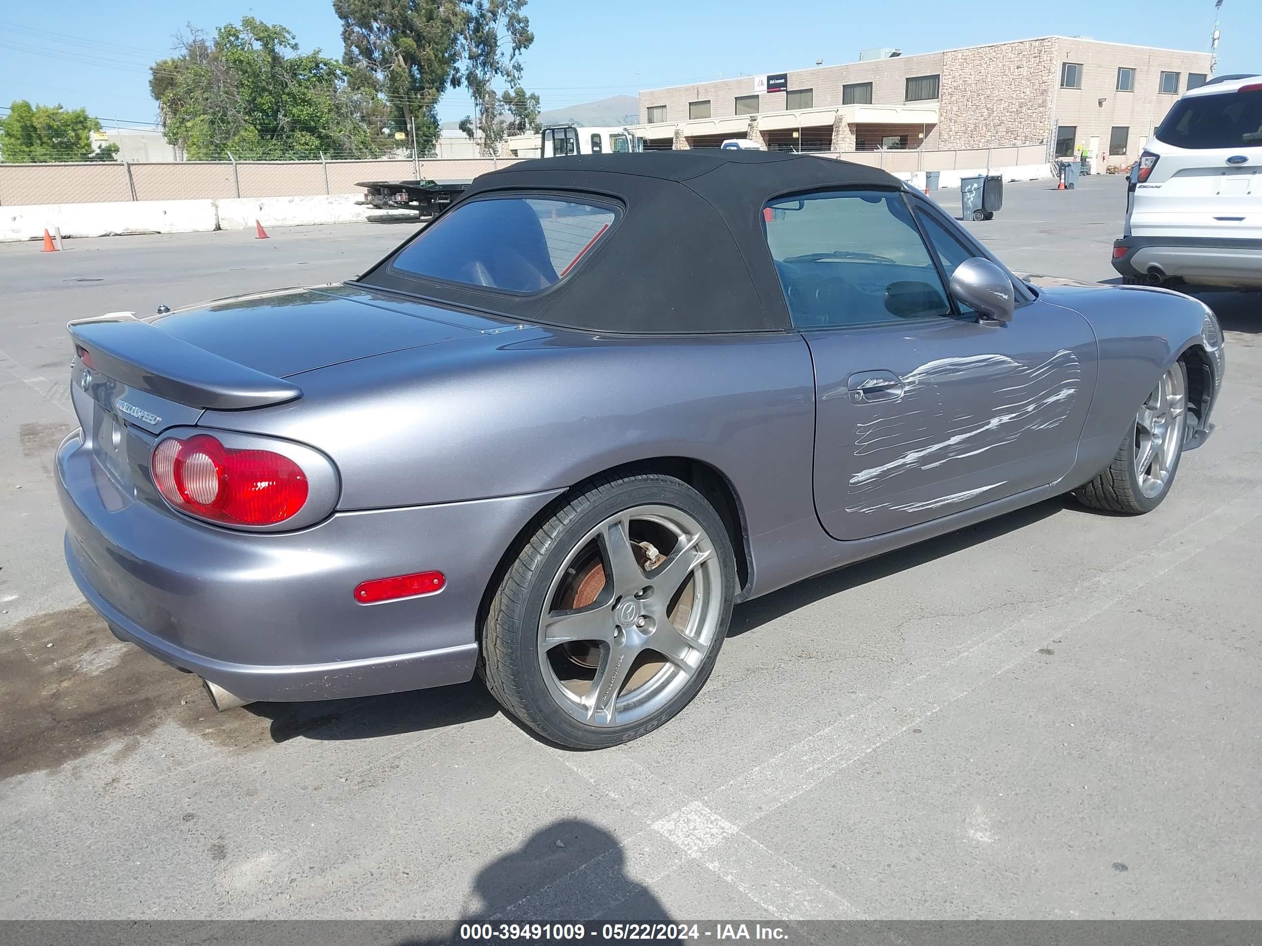 Photo 3 VIN: JM1NB354750411996 - MAZDA MX-5 