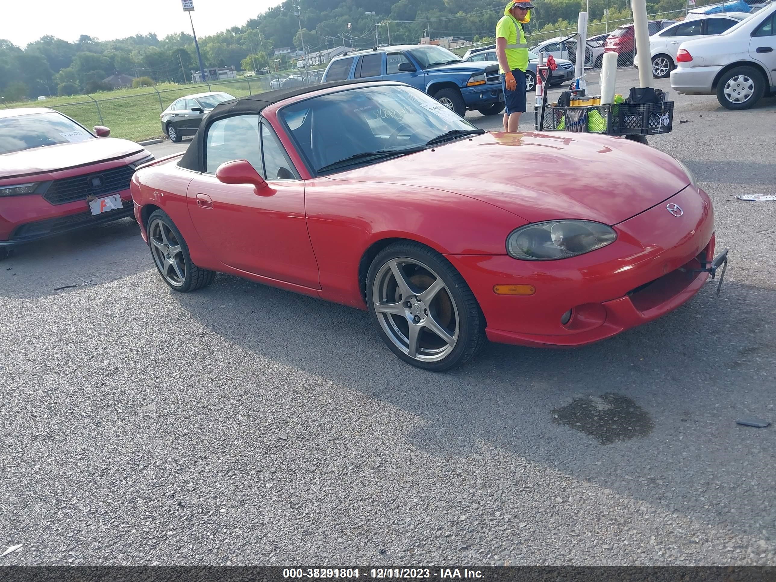 Photo 0 VIN: JM1NB354940407365 - MAZDA MX-5 