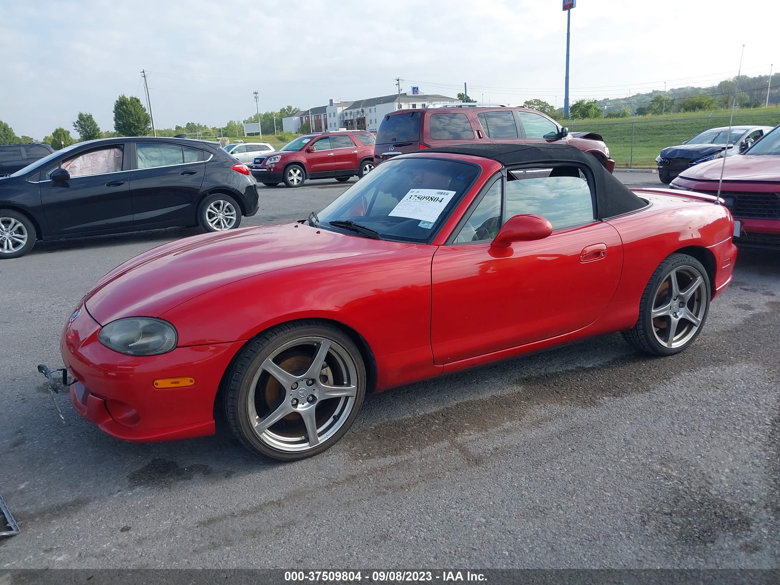 Photo 2 VIN: JM1NB354940407365 - MAZDA MX-5 