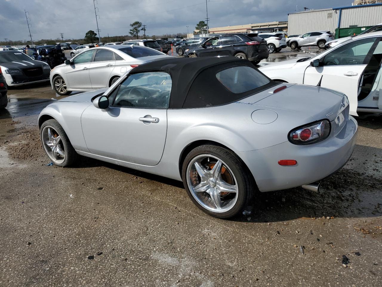 Photo 1 VIN: JM1NC25F270131592 - MAZDA MX-5 