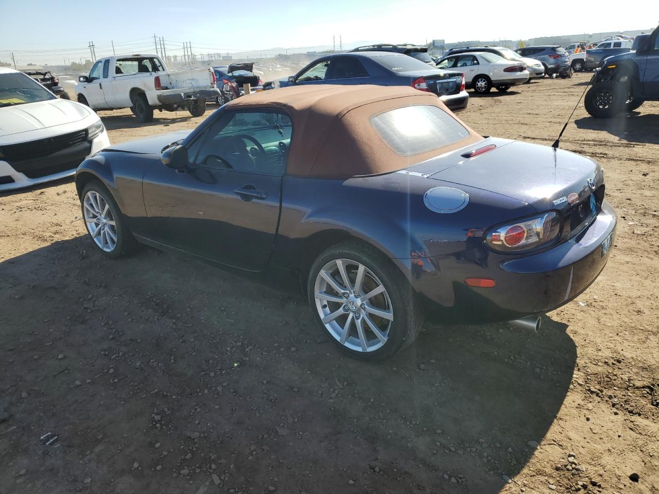 Photo 1 VIN: JM1NC25F470125017 - MAZDA MX-5 