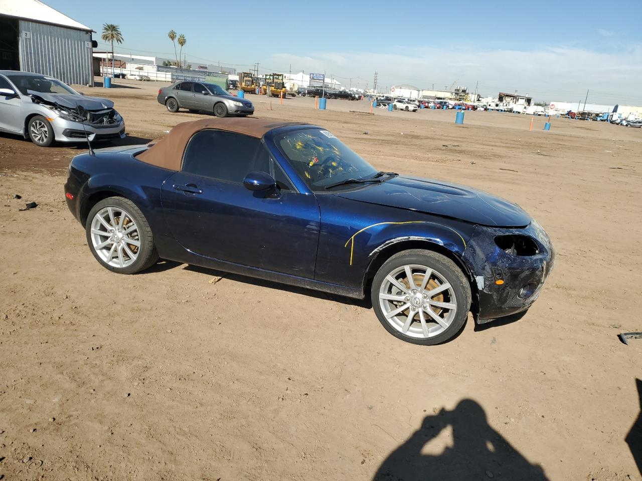 Photo 3 VIN: JM1NC25F470125017 - MAZDA MX-5 