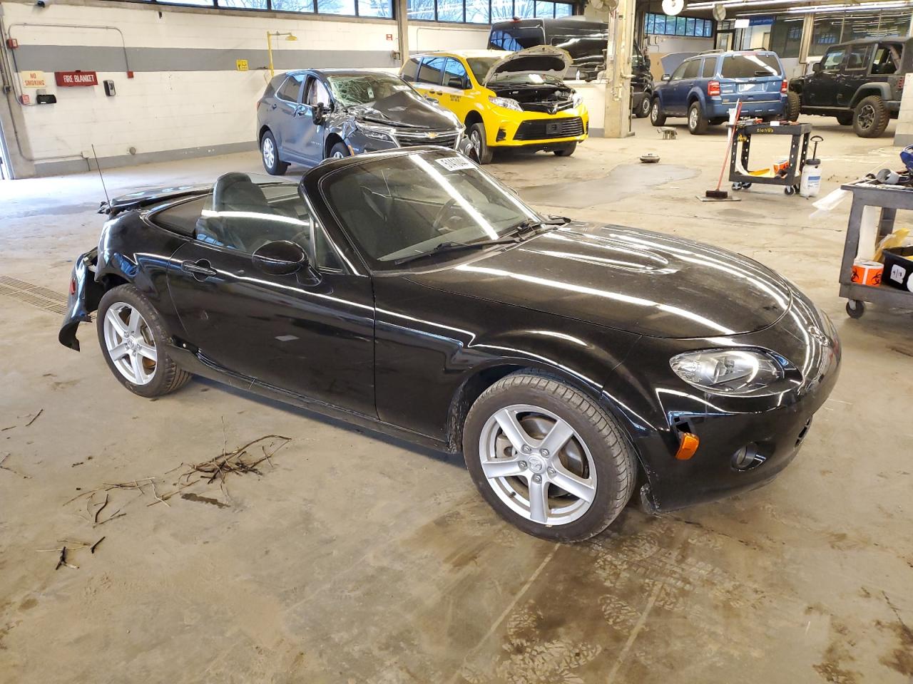 Photo 3 VIN: JM1NC25F560121797 - MAZDA MX-5 