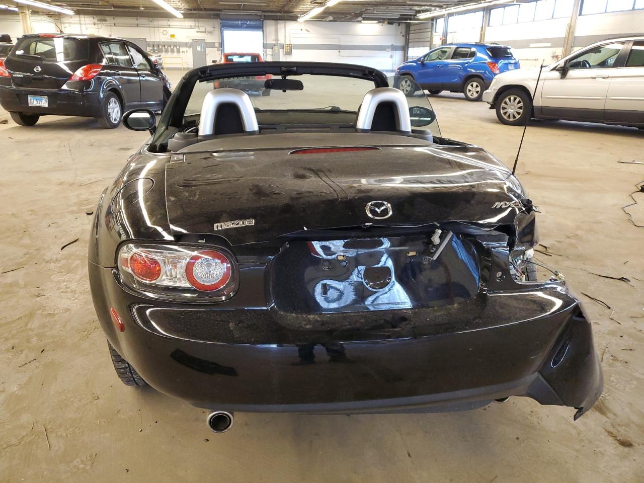 Photo 5 VIN: JM1NC25F560121797 - MAZDA MX-5 