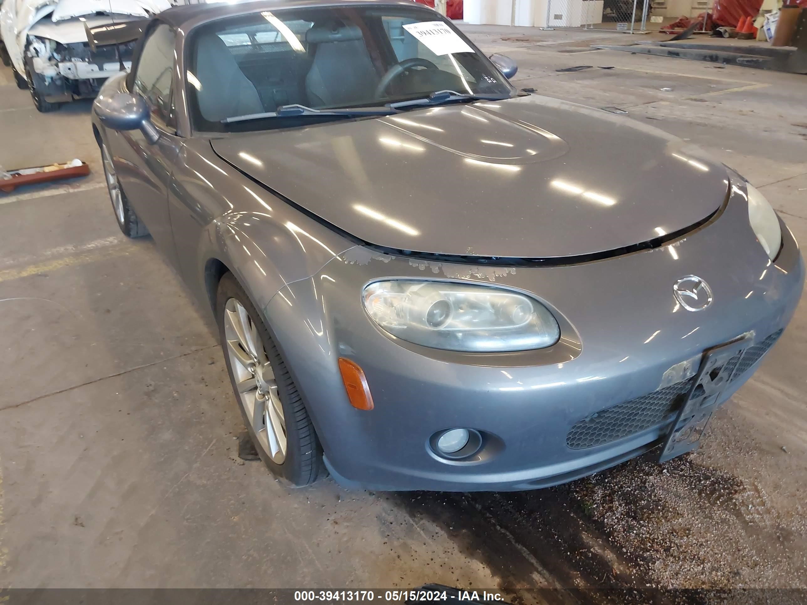 Photo 11 VIN: JM1NC25F660113756 - MAZDA MX-5 