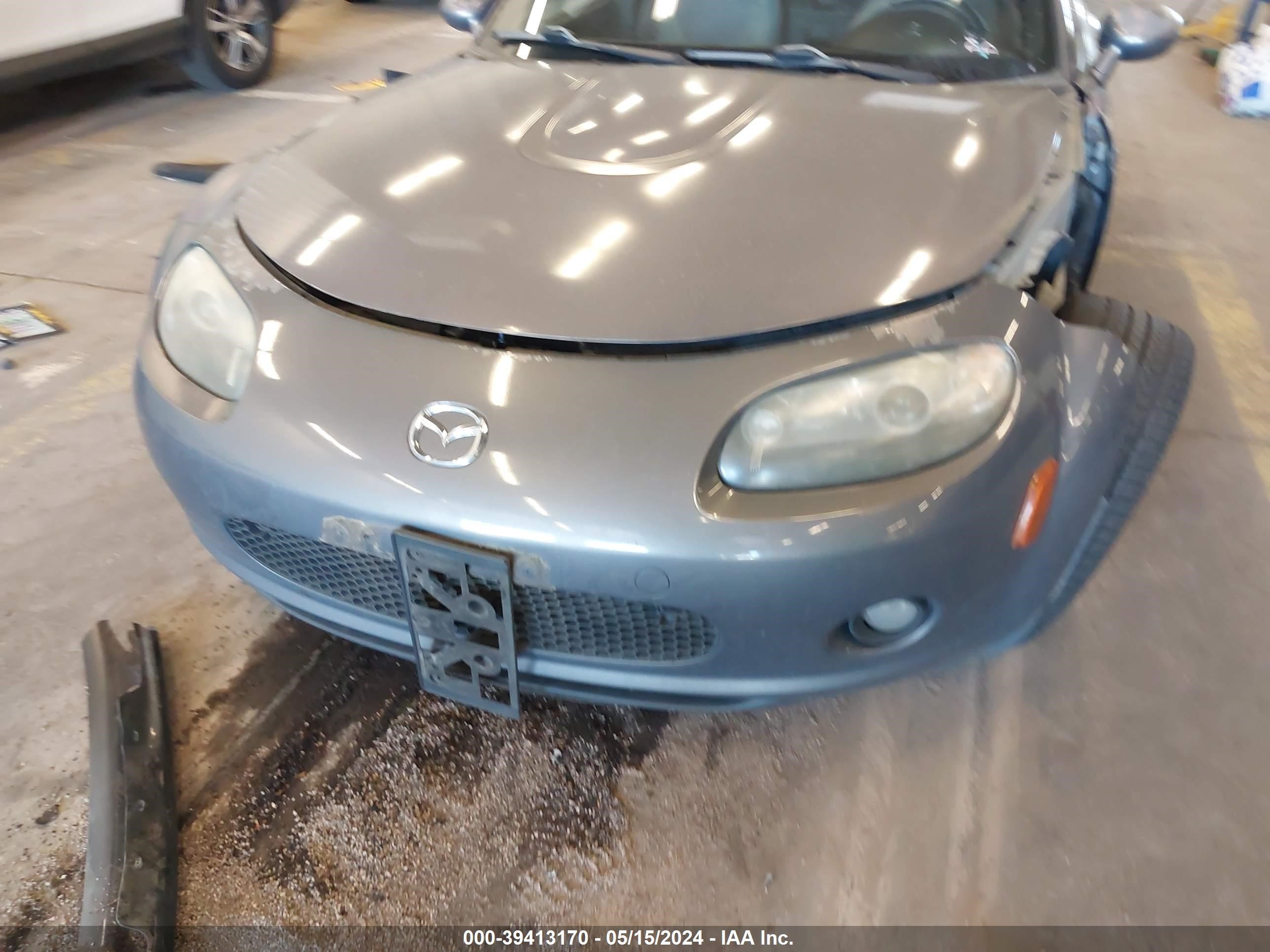 Photo 13 VIN: JM1NC25F660113756 - MAZDA MX-5 